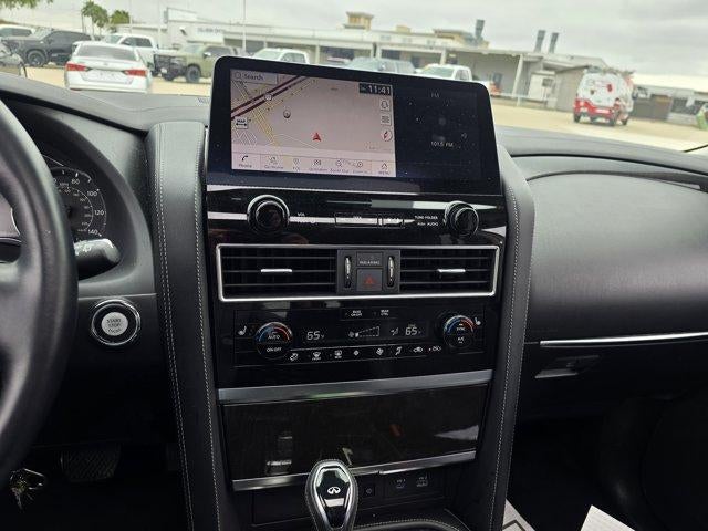 2024 INFINITI QX80 LUXE