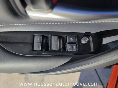 2024 Toyota Corolla Hatchback SE