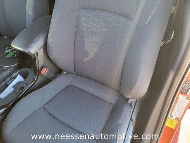 2024 Toyota Corolla Hatchback SE