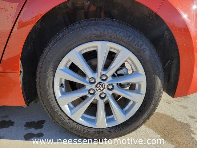 2024 Toyota Corolla Hatchback SE