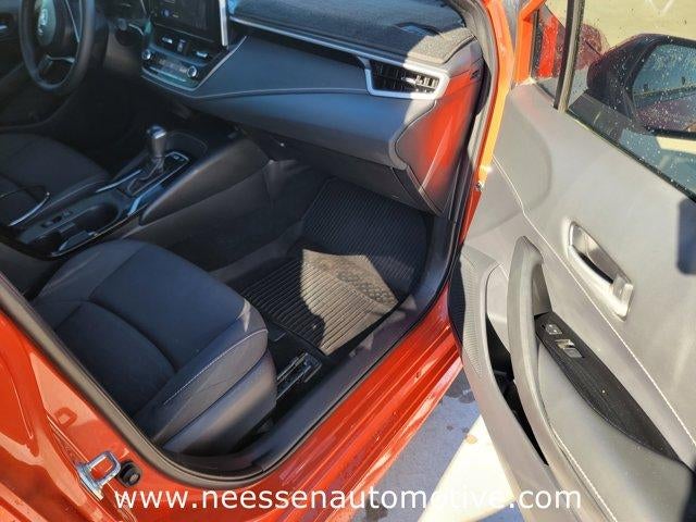 2024 Toyota Corolla Hatchback SE