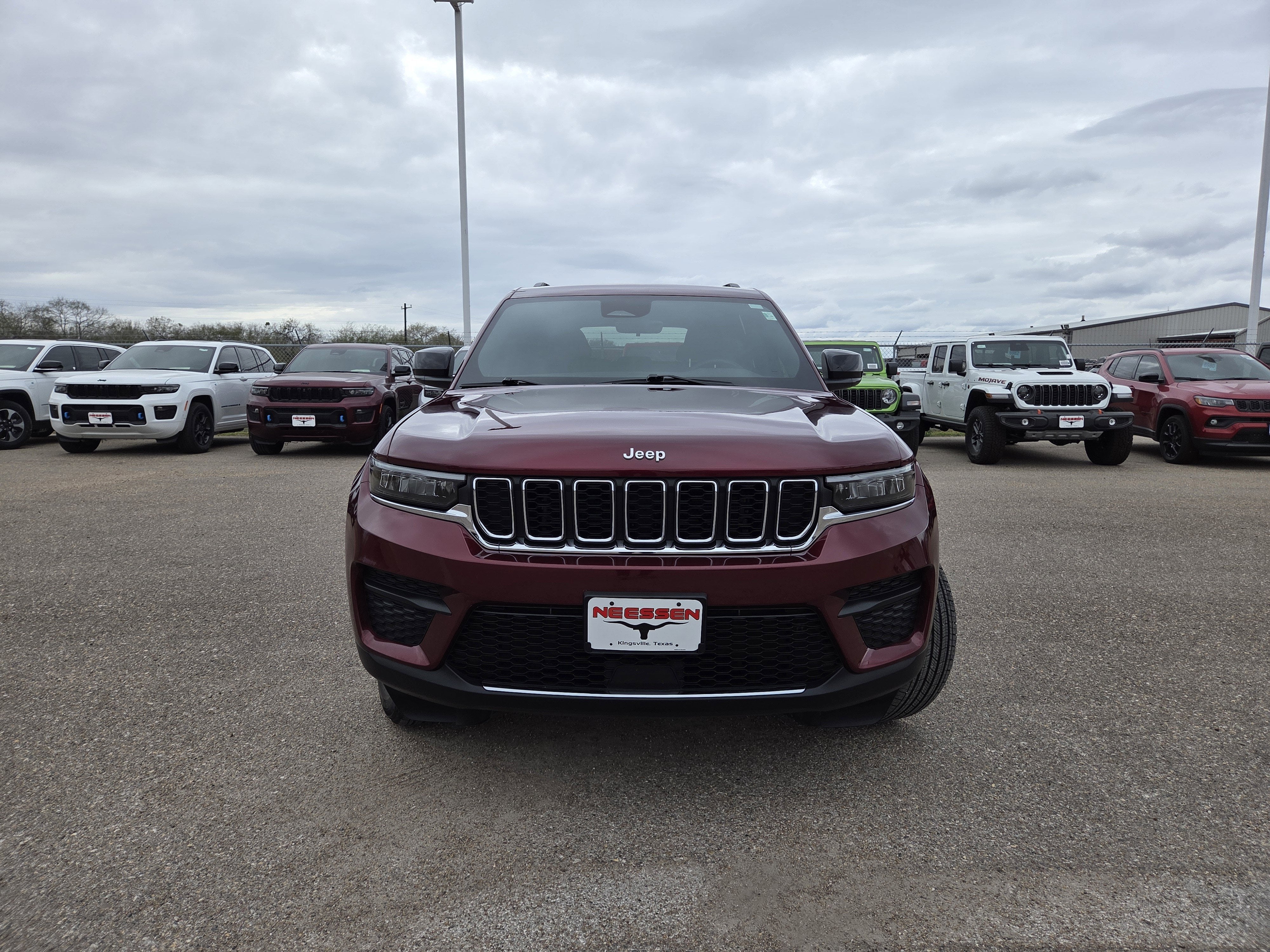 2025 Jeep Grand Cherokee Laredo X