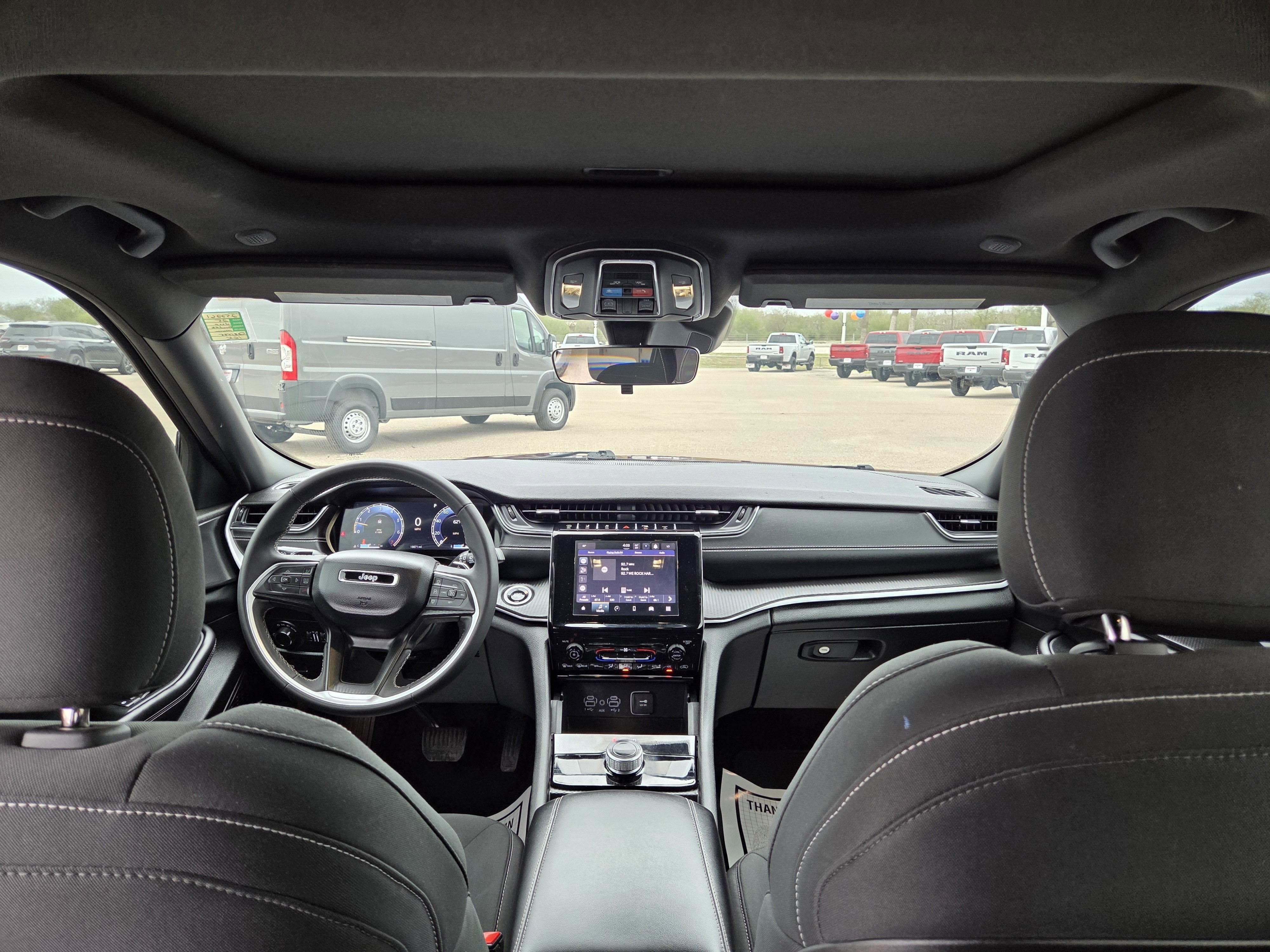 2025 Jeep Grand Cherokee Laredo X