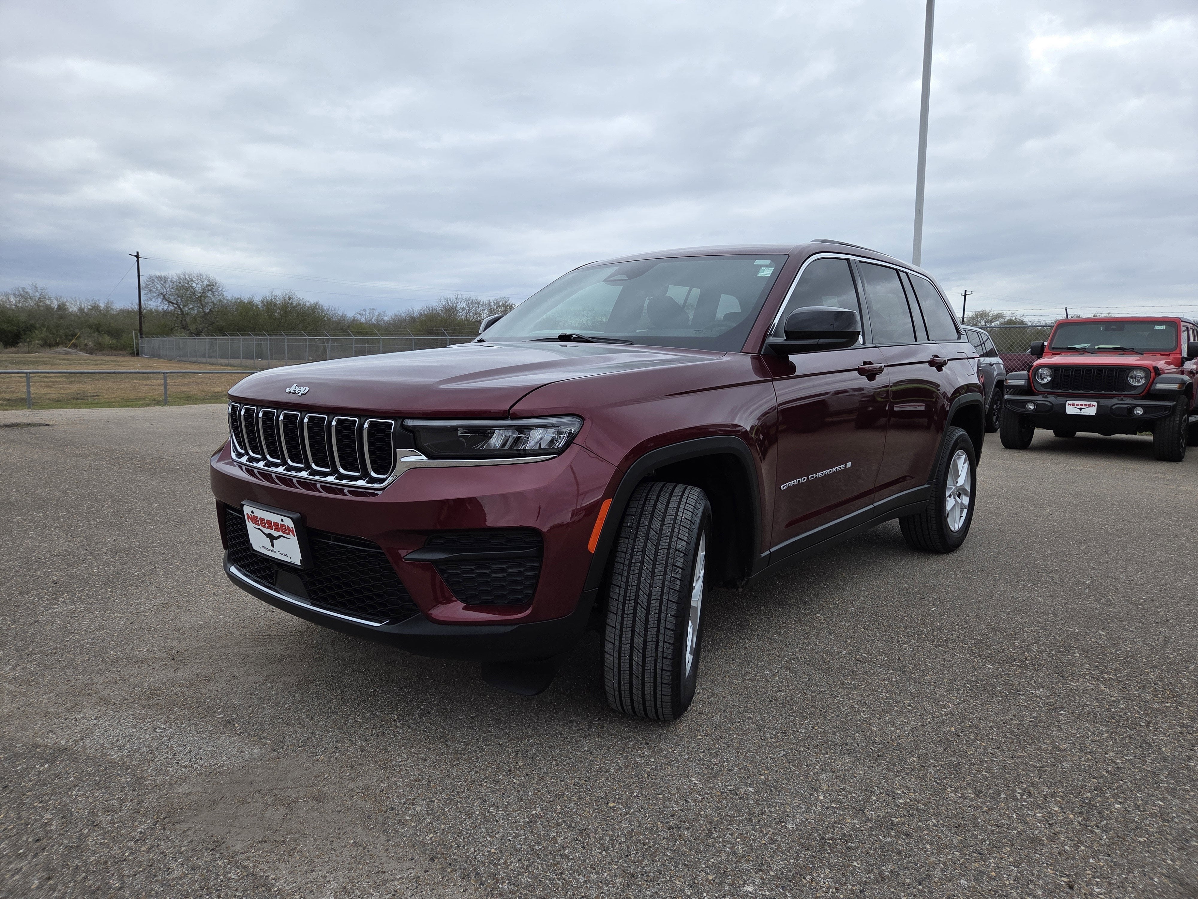 2025 Jeep Grand Cherokee Laredo X