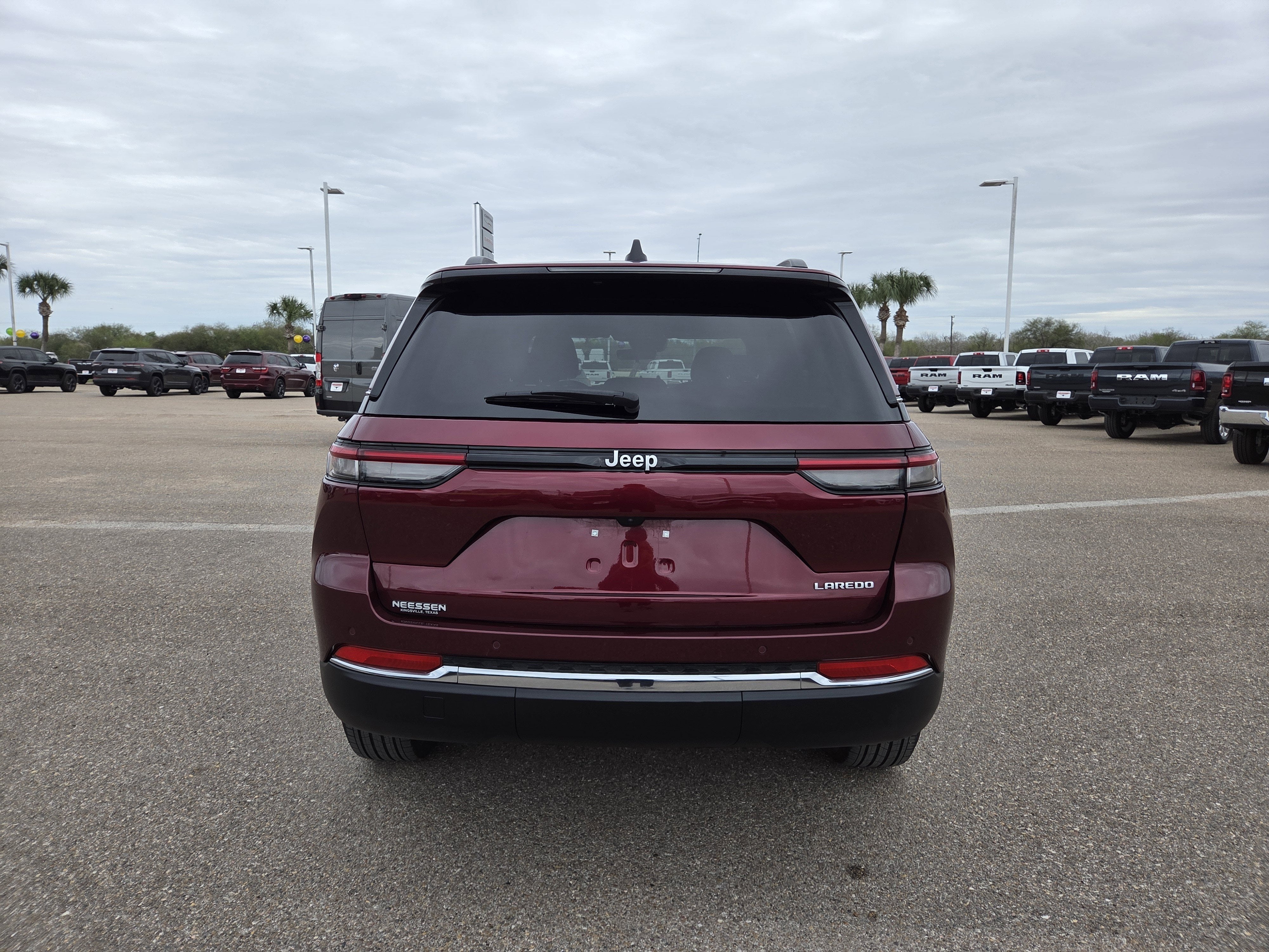 2025 Jeep Grand Cherokee Laredo X