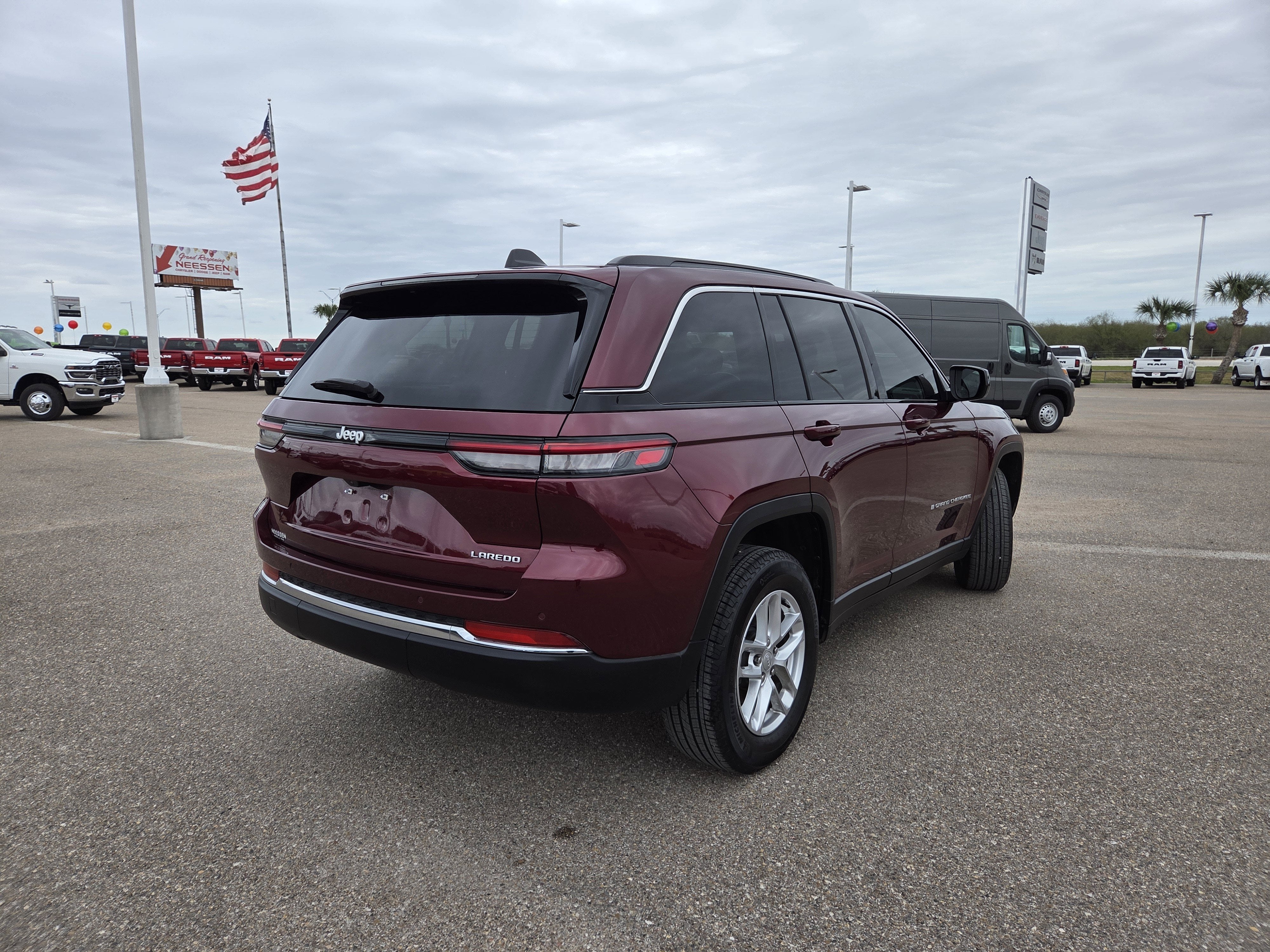 2025 Jeep Grand Cherokee Laredo X