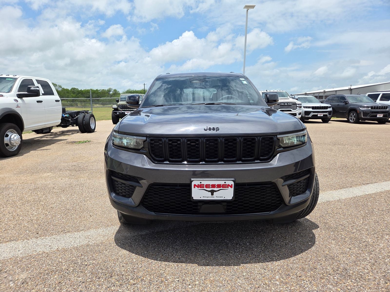 2024 Jeep Grand Cherokee Altitude X
