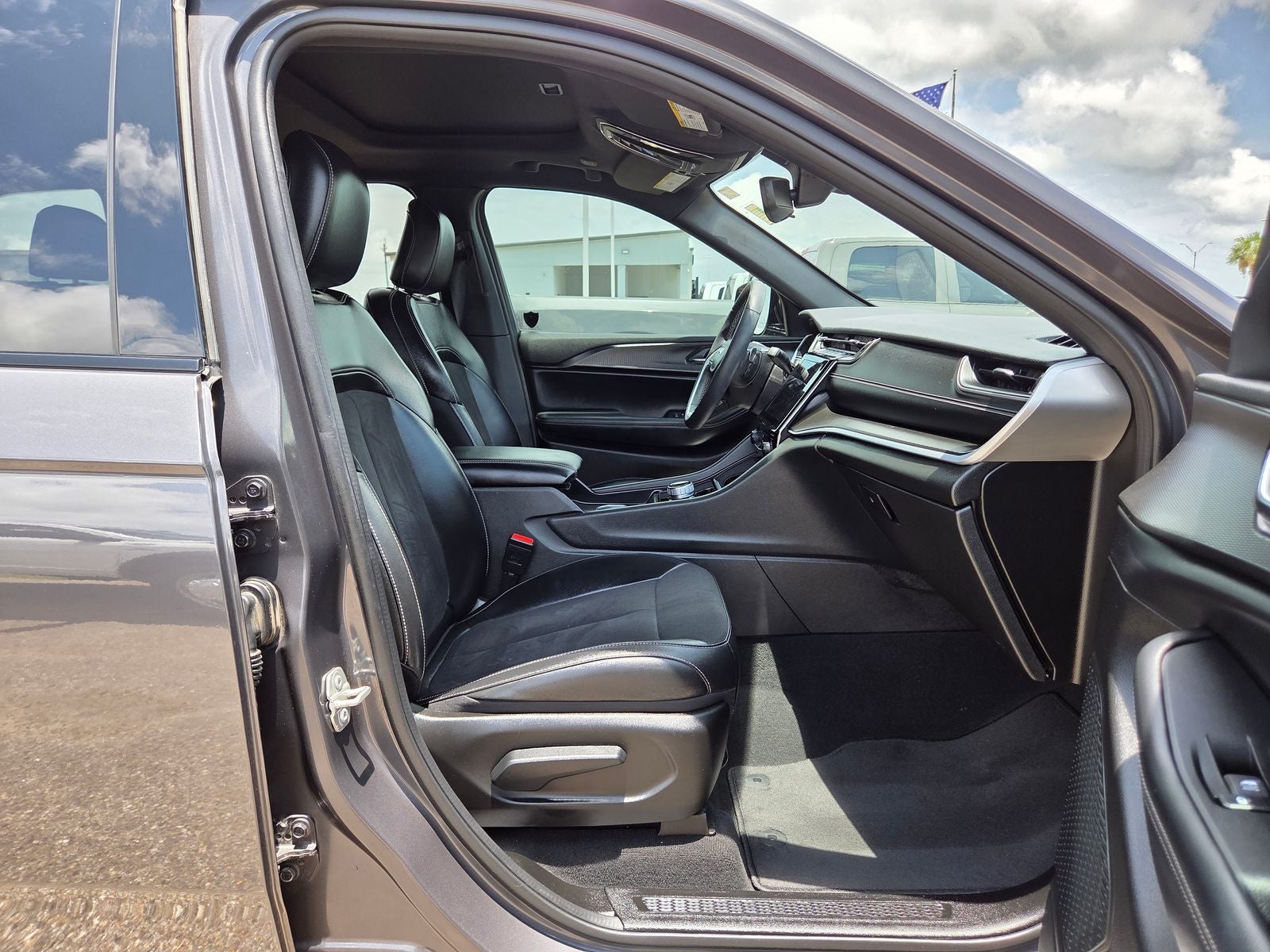 2024 Jeep Grand Cherokee Altitude X