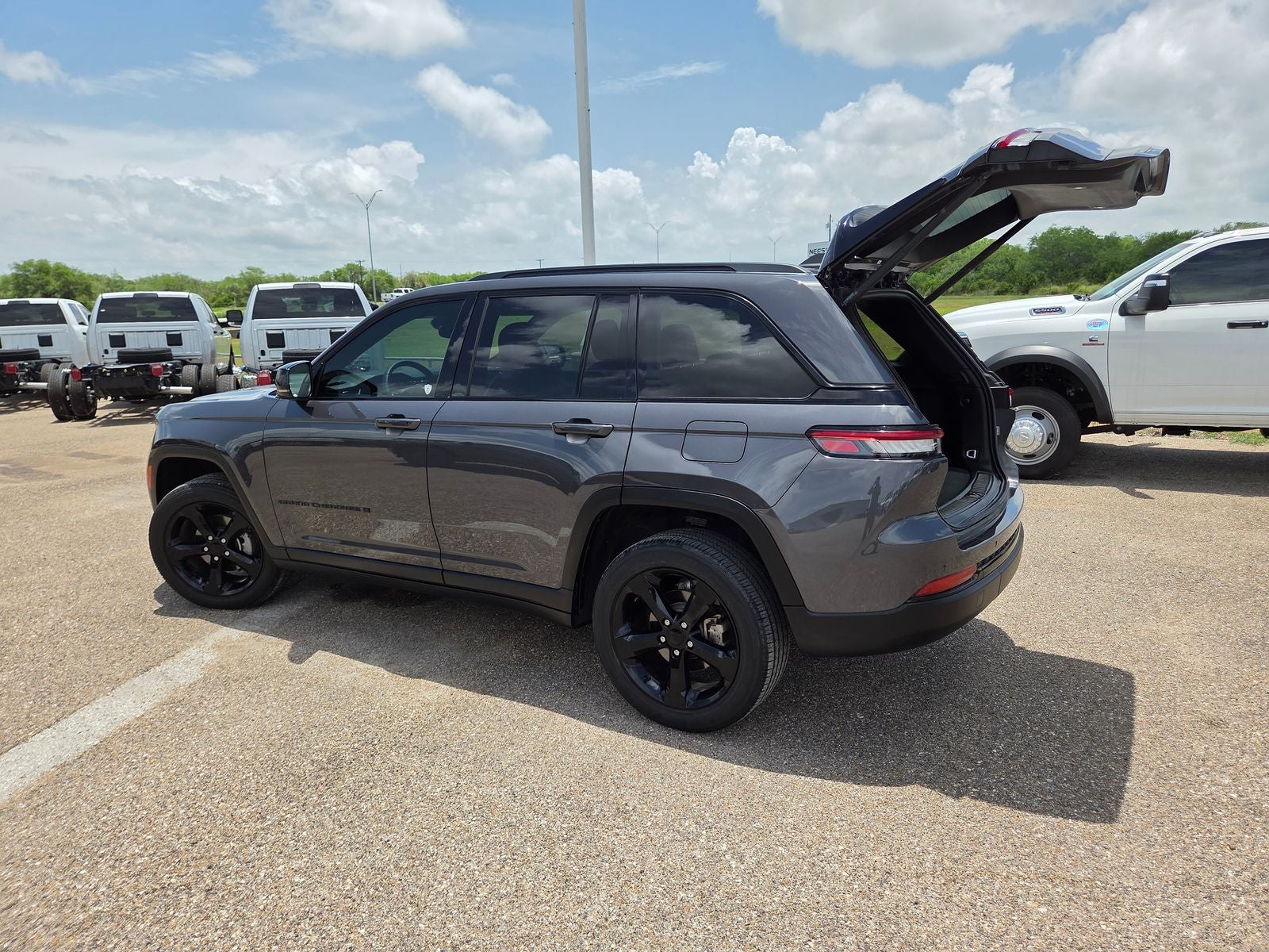 2024 Jeep Grand Cherokee Altitude X