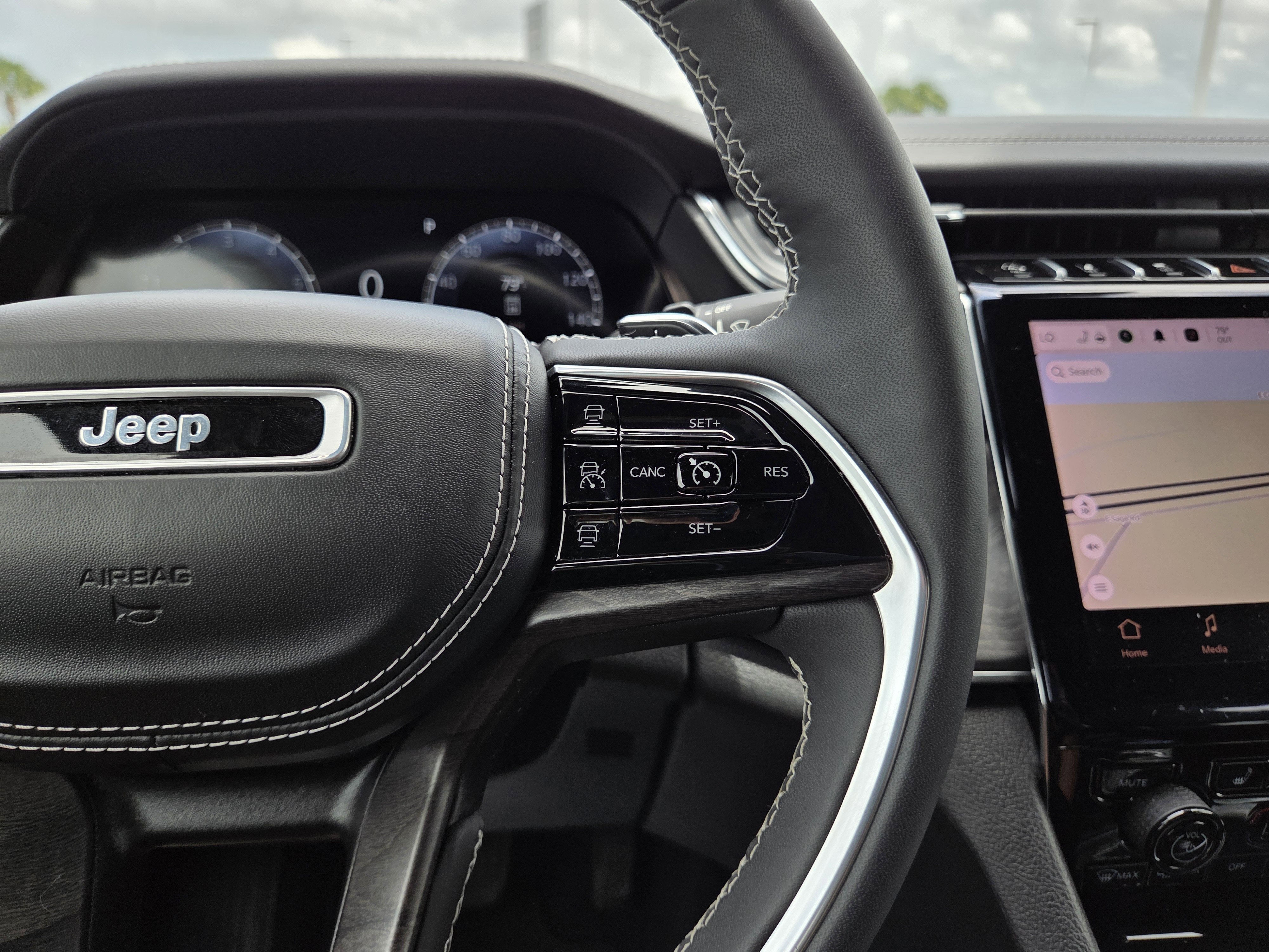 2023 Jeep Grand Cherokee Overland
