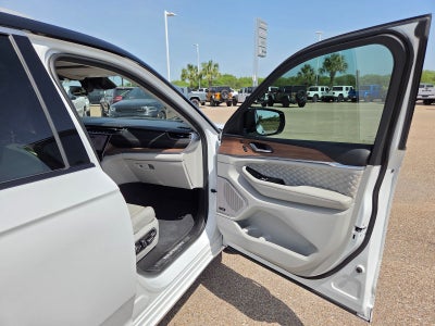 2022 Jeep Grand Cherokee Summit