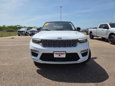 2022 Jeep Grand Cherokee Summit