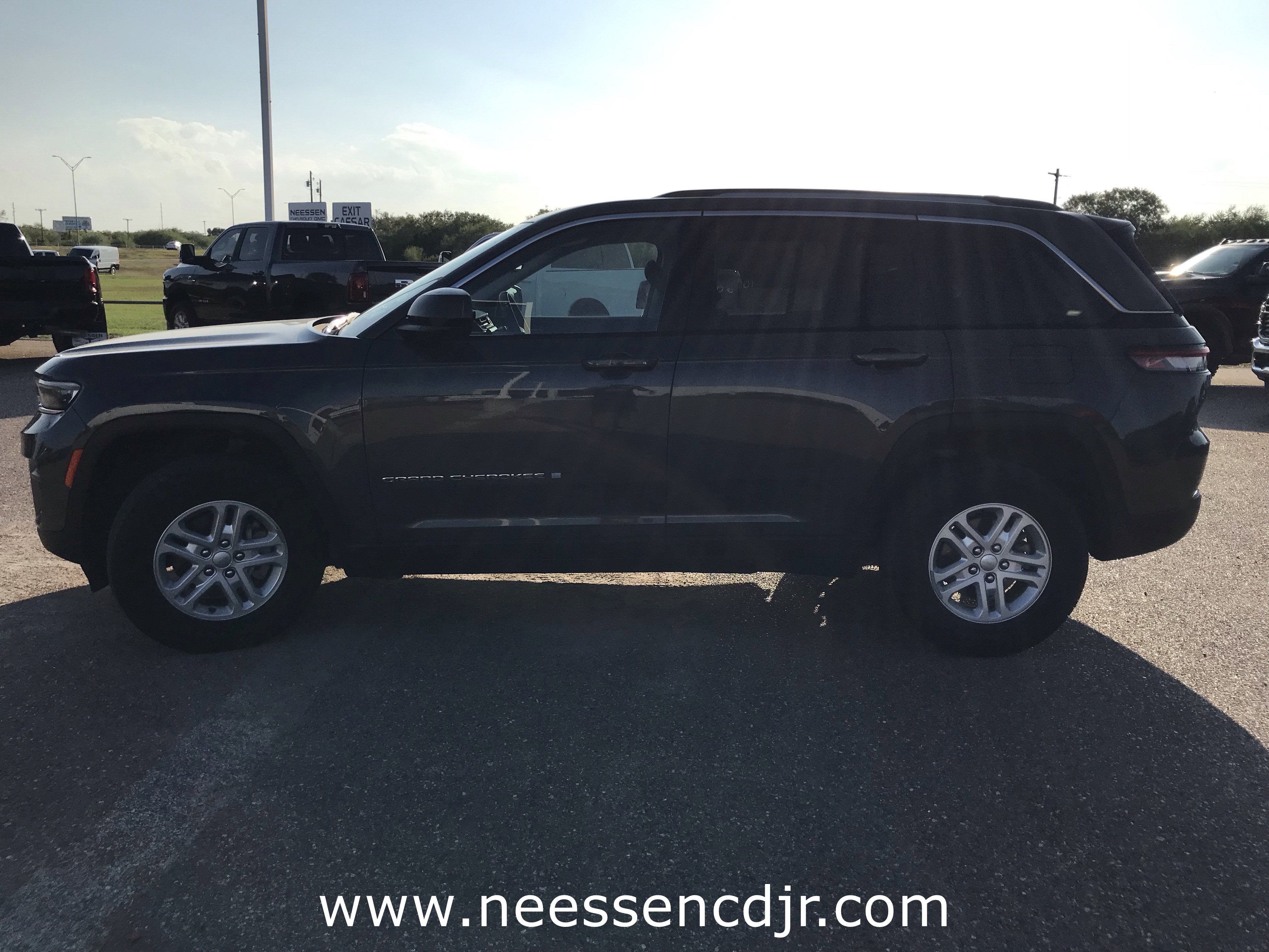 2024 Jeep Grand Cherokee Laredo