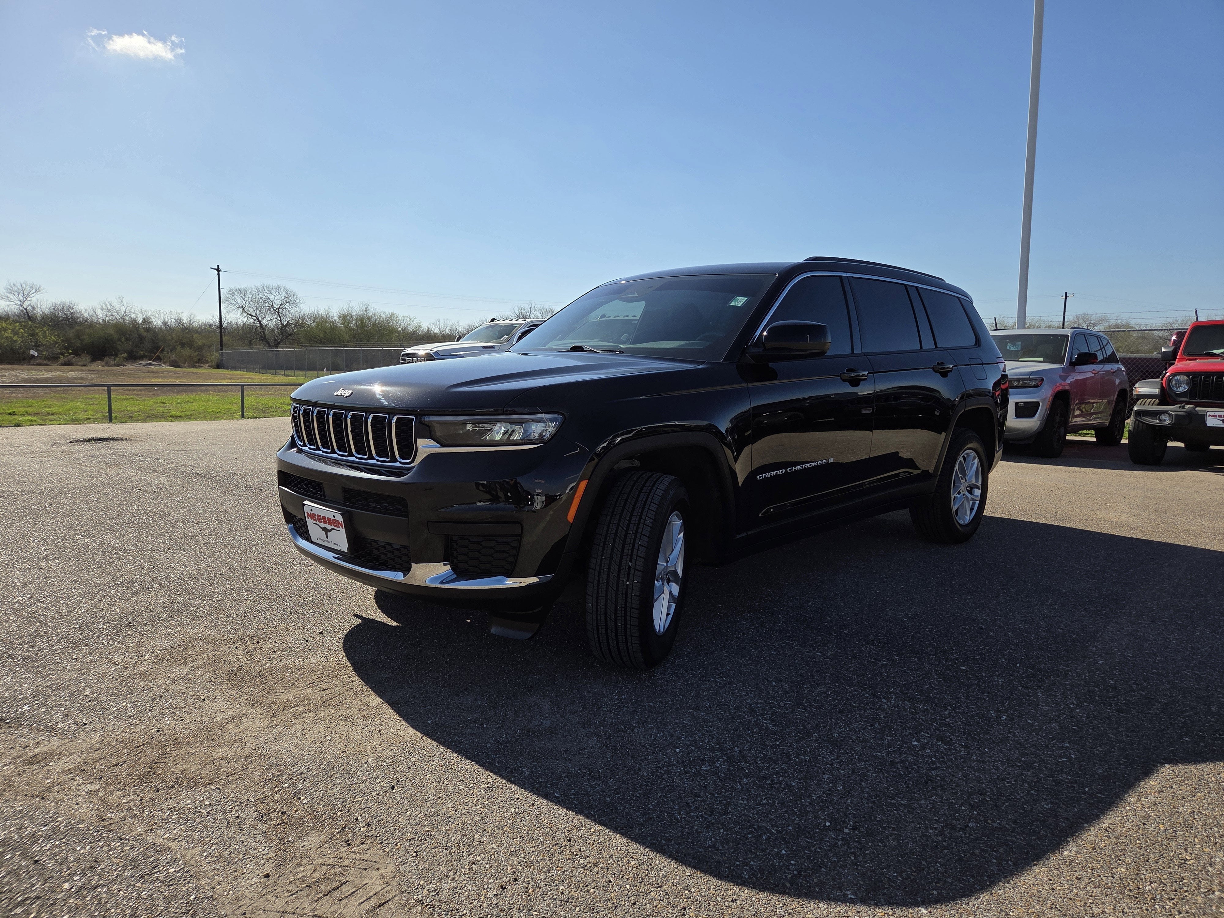 2025 Jeep Grand Cherokee L Laredo