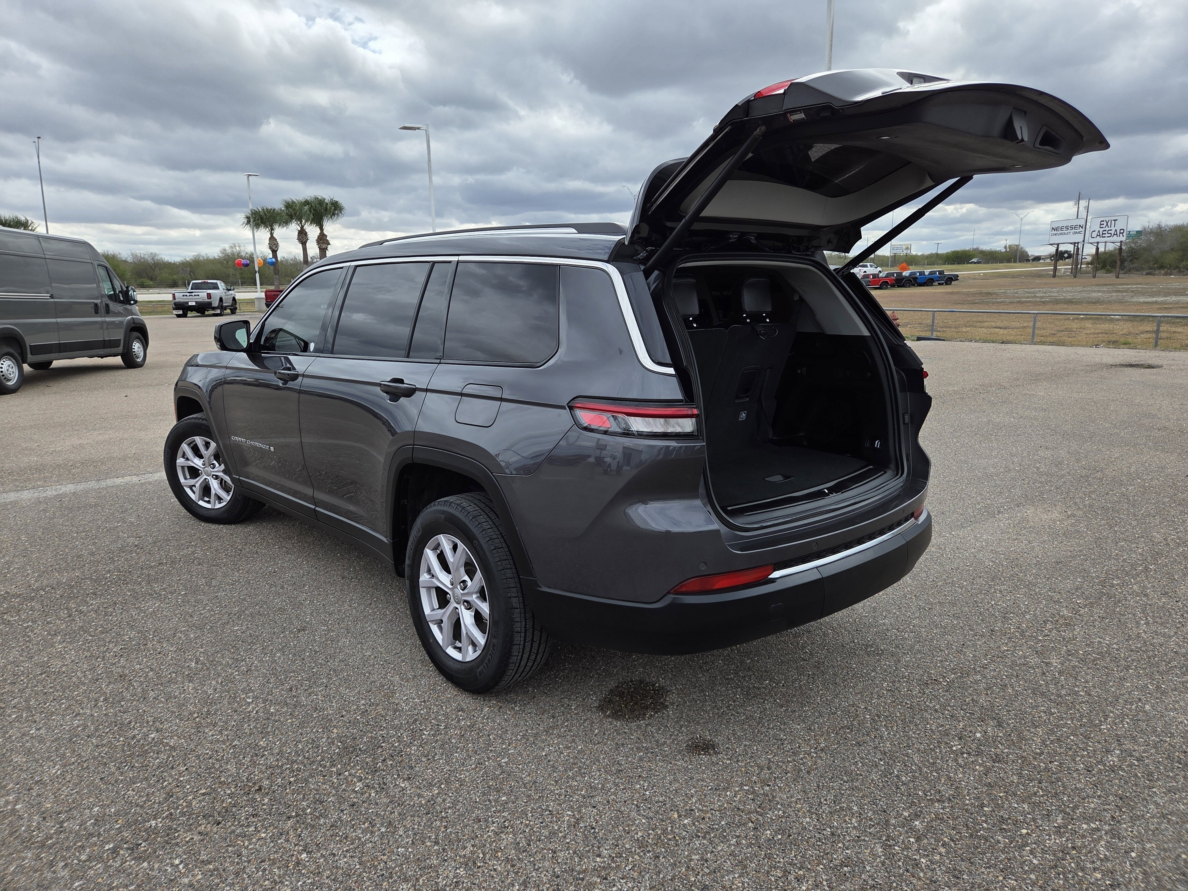 2022 Jeep Grand Cherokee L Limited