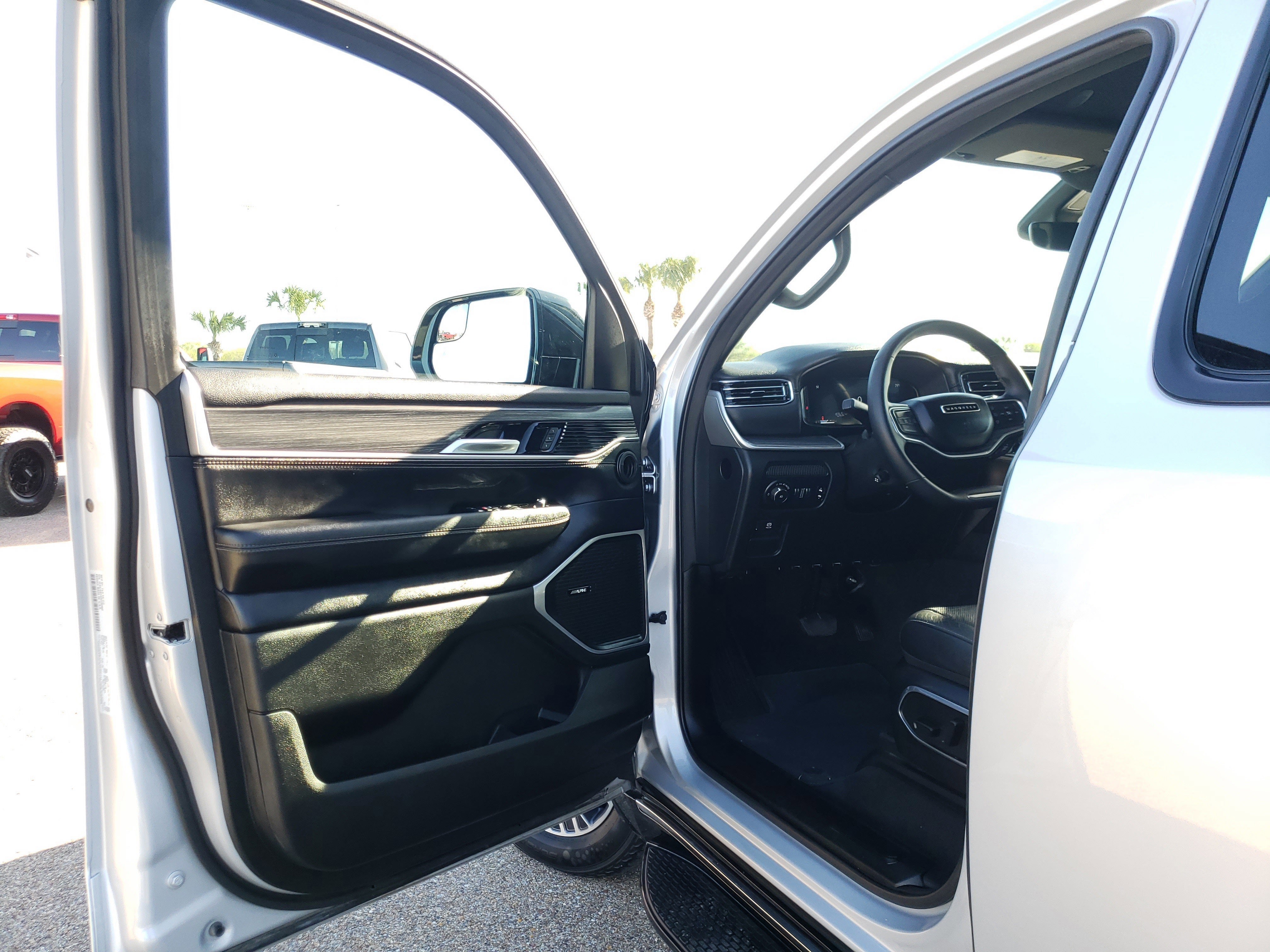 2024 Jeep Wagoneer L Series II