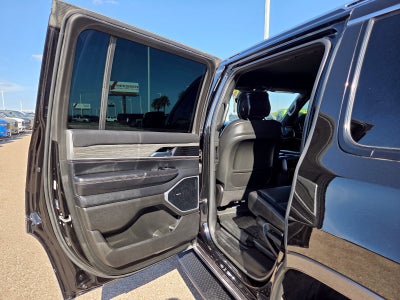 2022 Jeep Wagoneer Series III