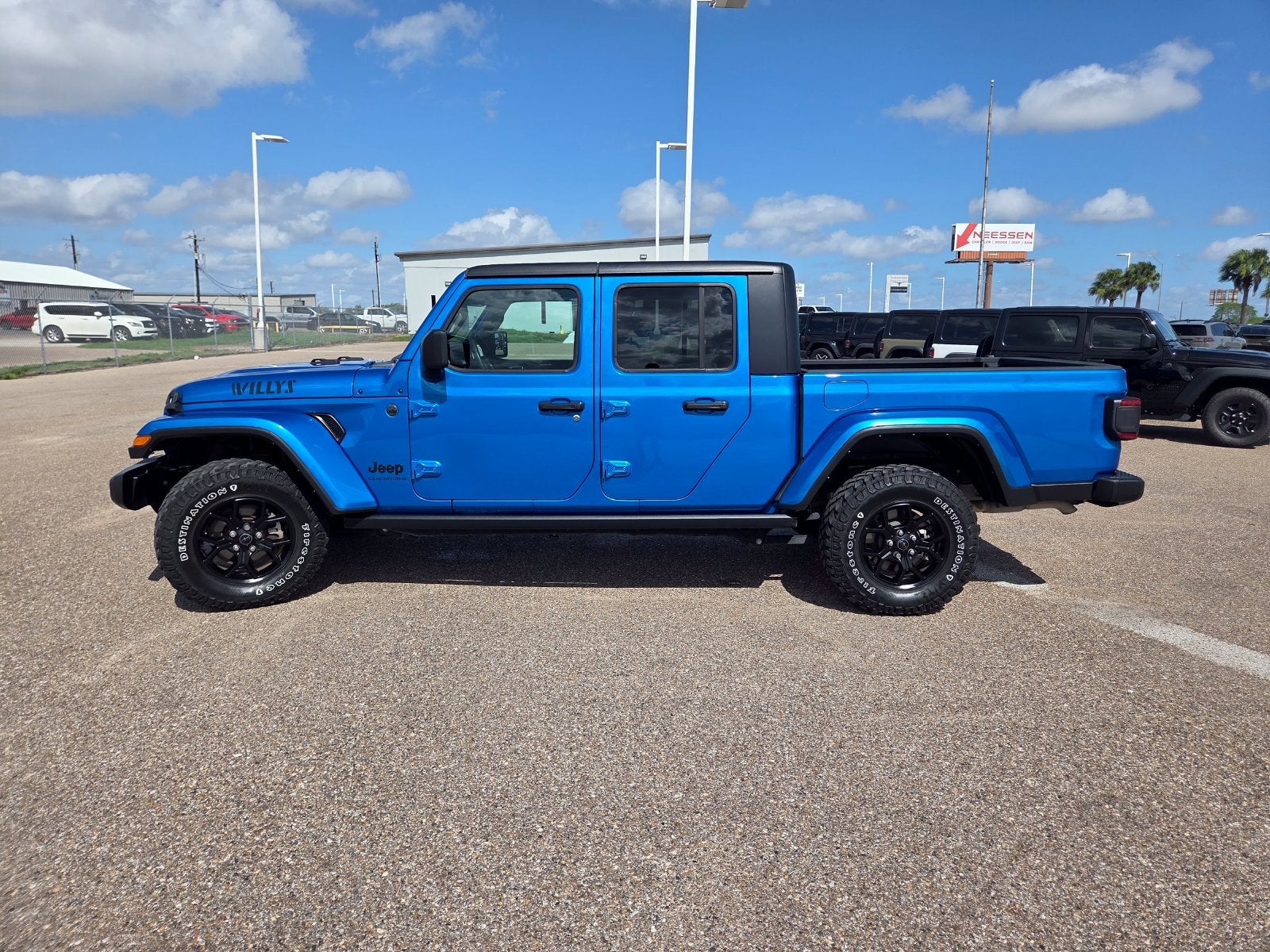 2024 Jeep Gladiator Willys