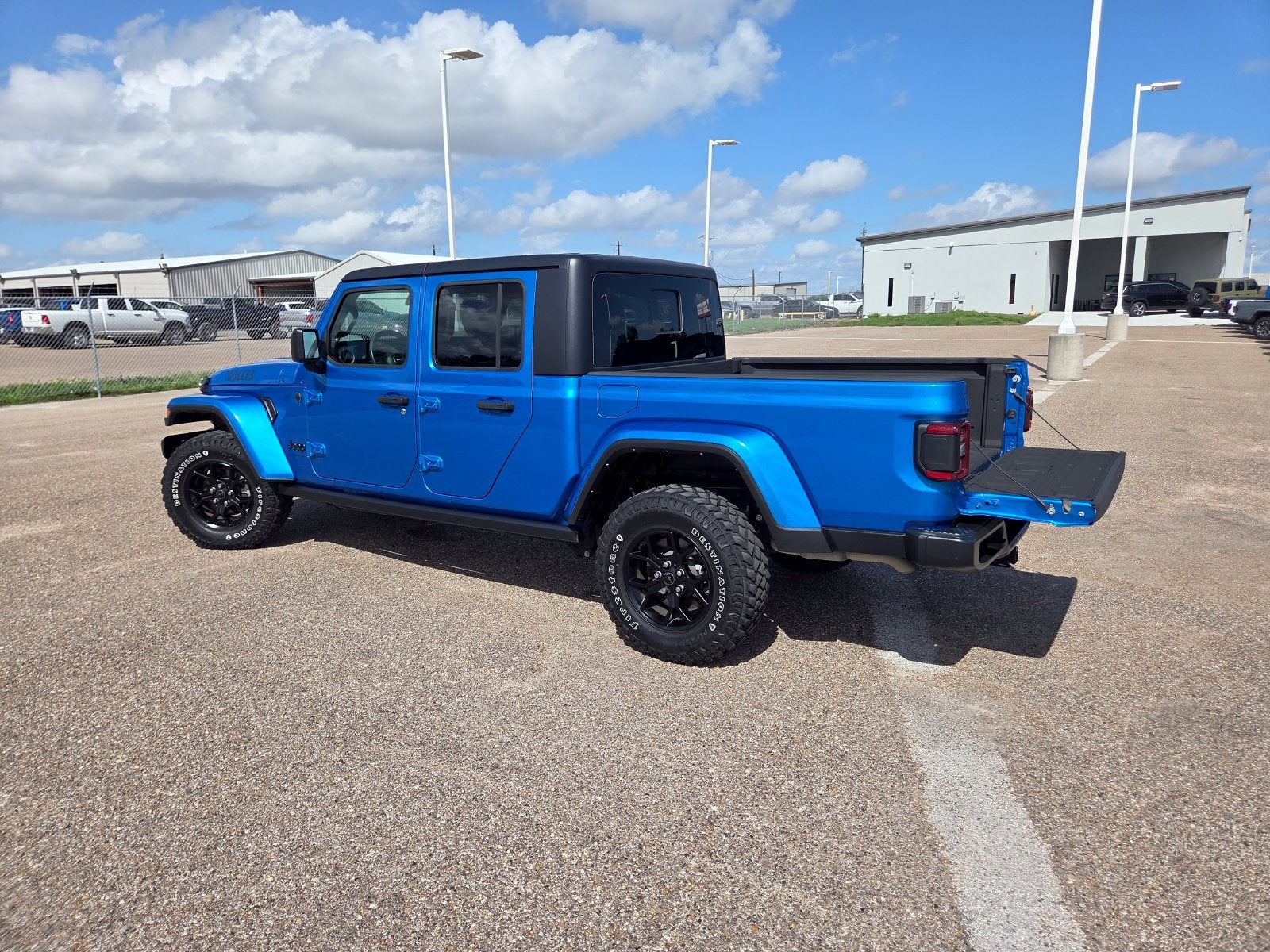 2024 Jeep Gladiator Willys