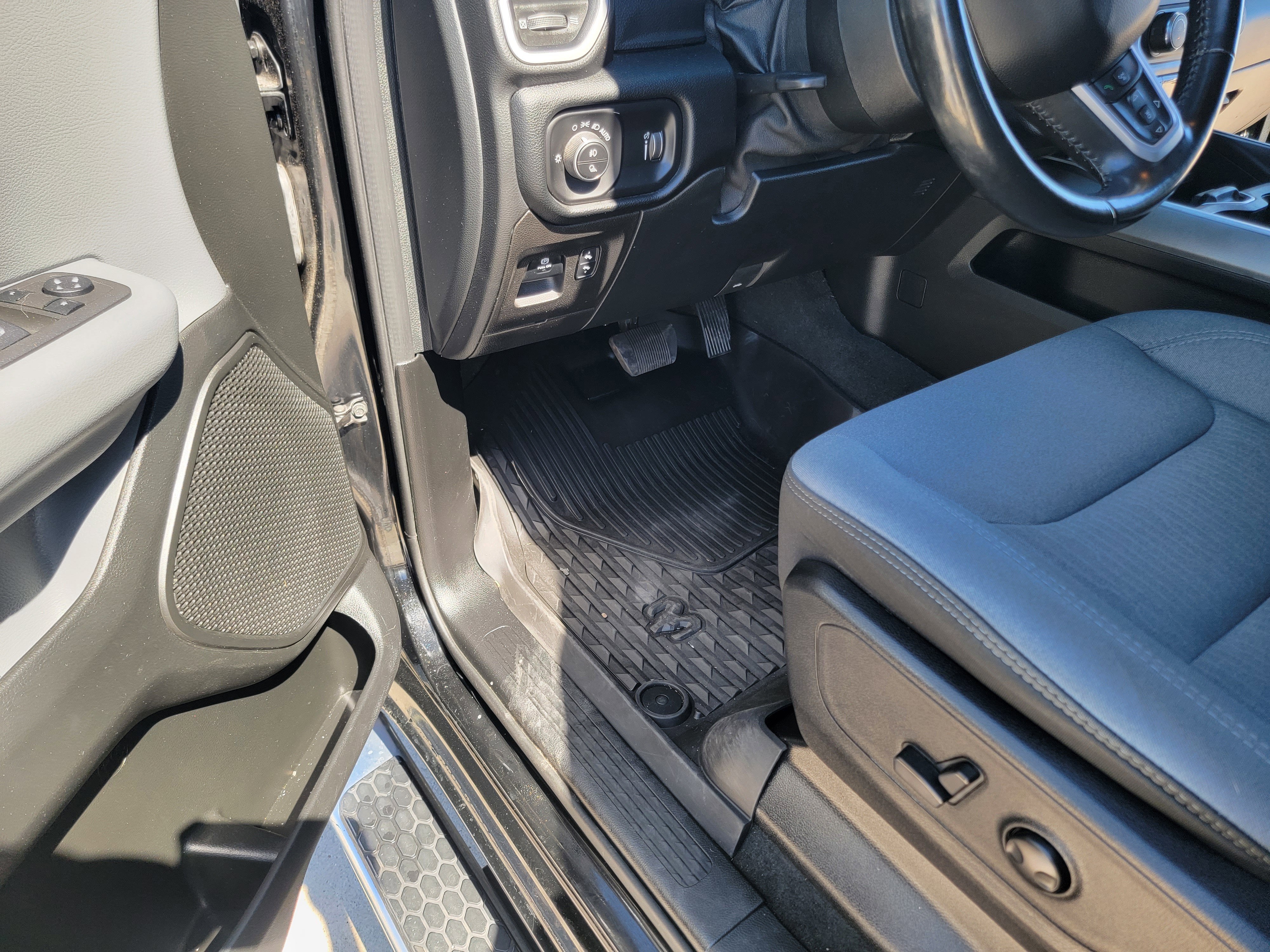 2022 RAM 1500 Lone Star