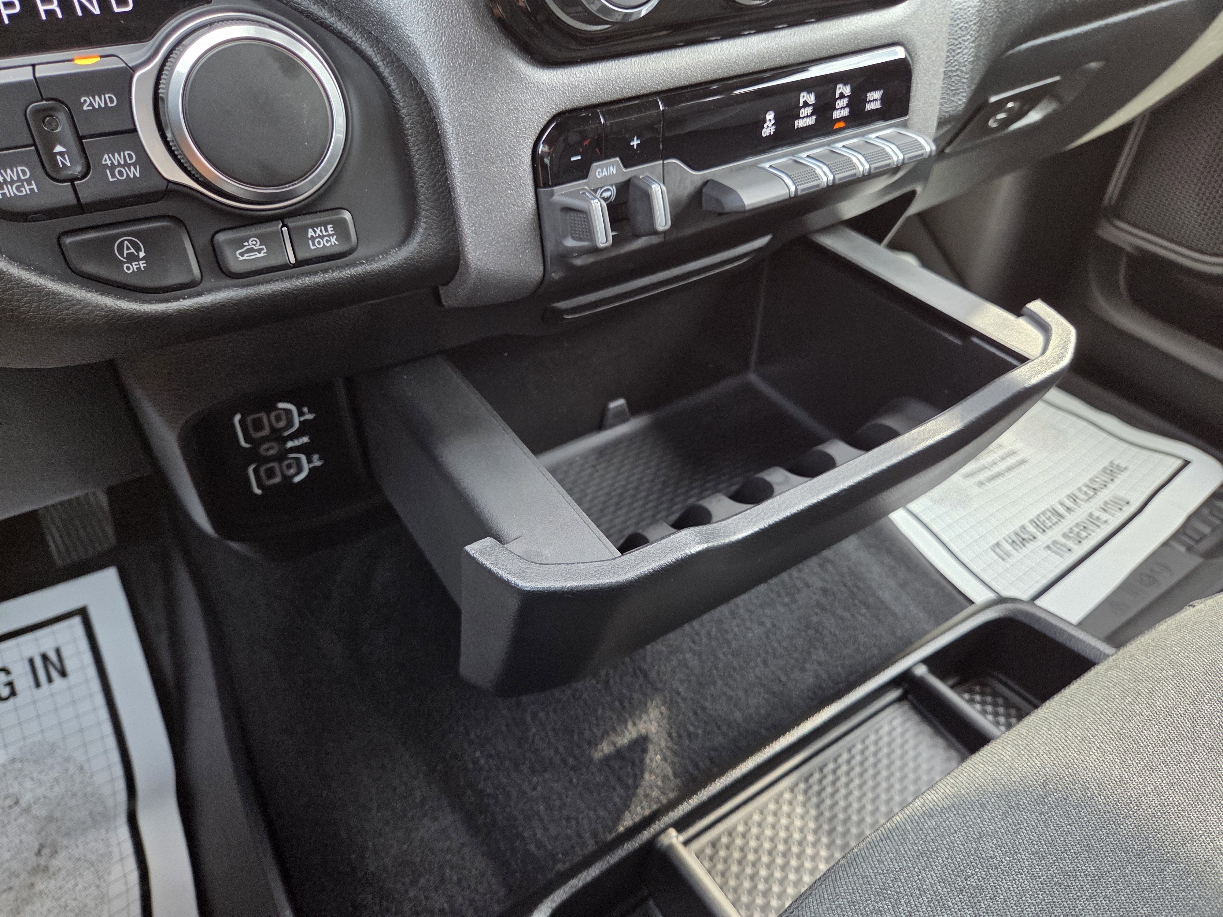 2025 RAM 1500 Warlock