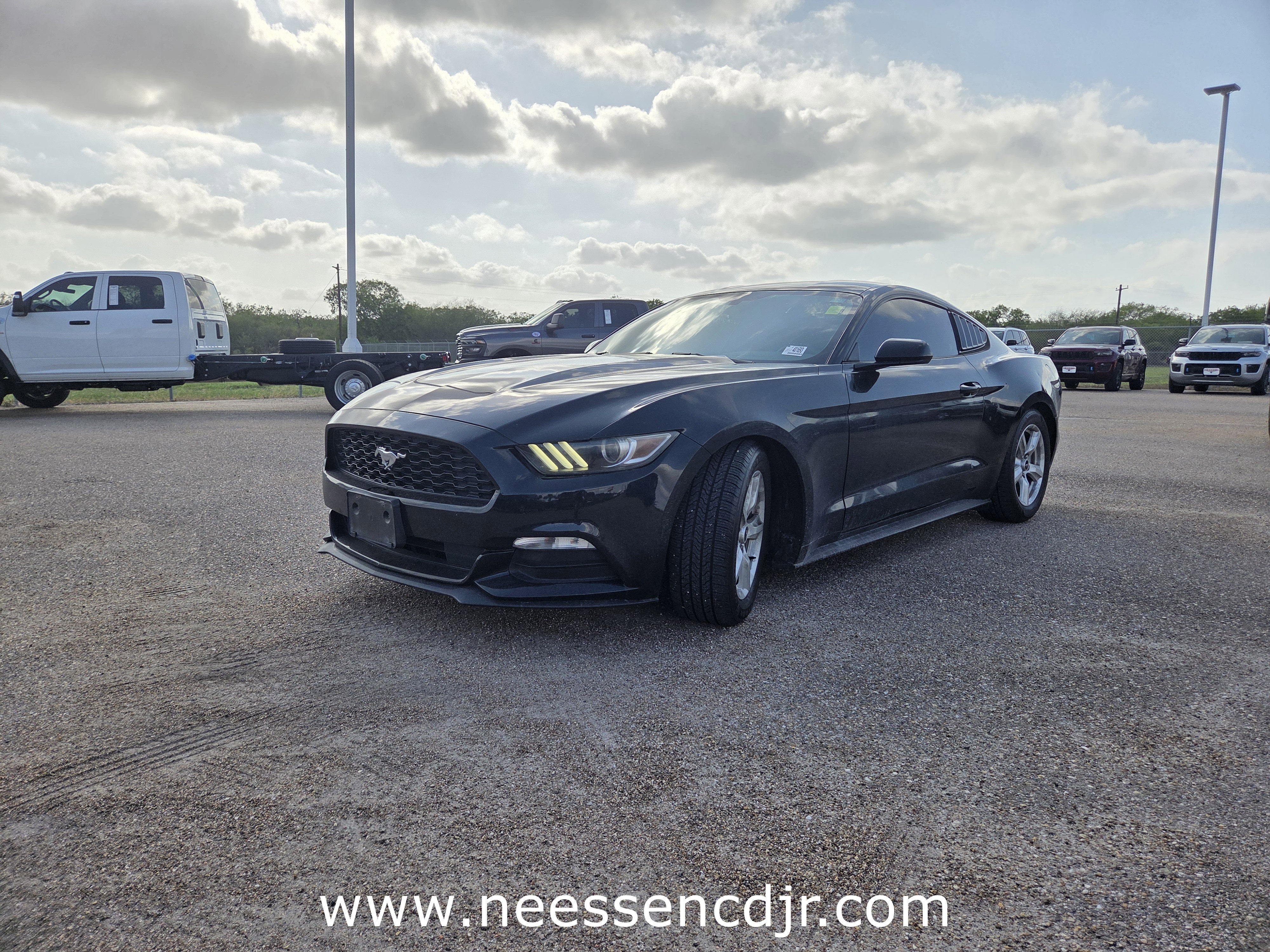 2017 Ford Mustang V6