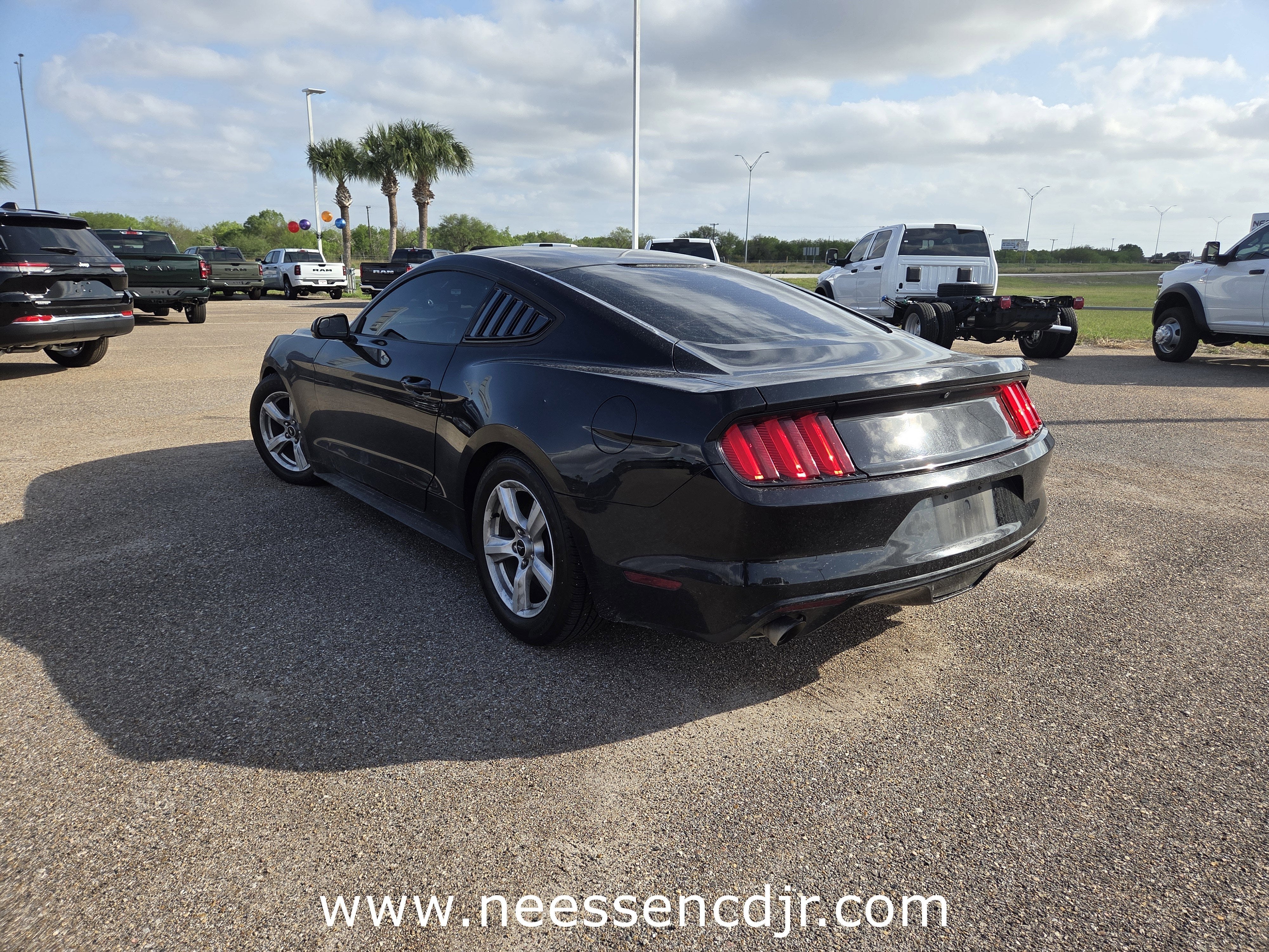 2017 Ford Mustang V6