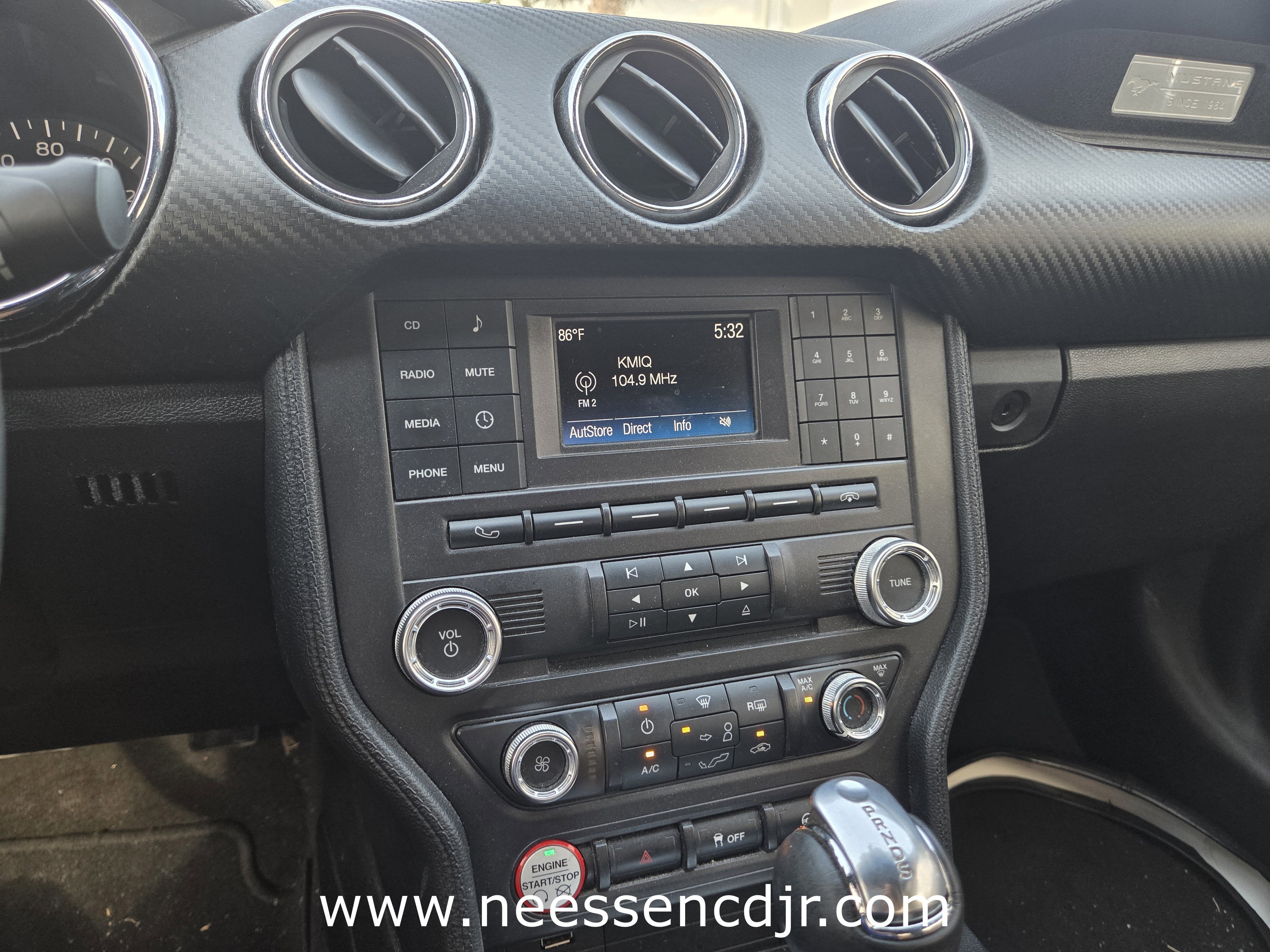 2017 Ford Mustang V6