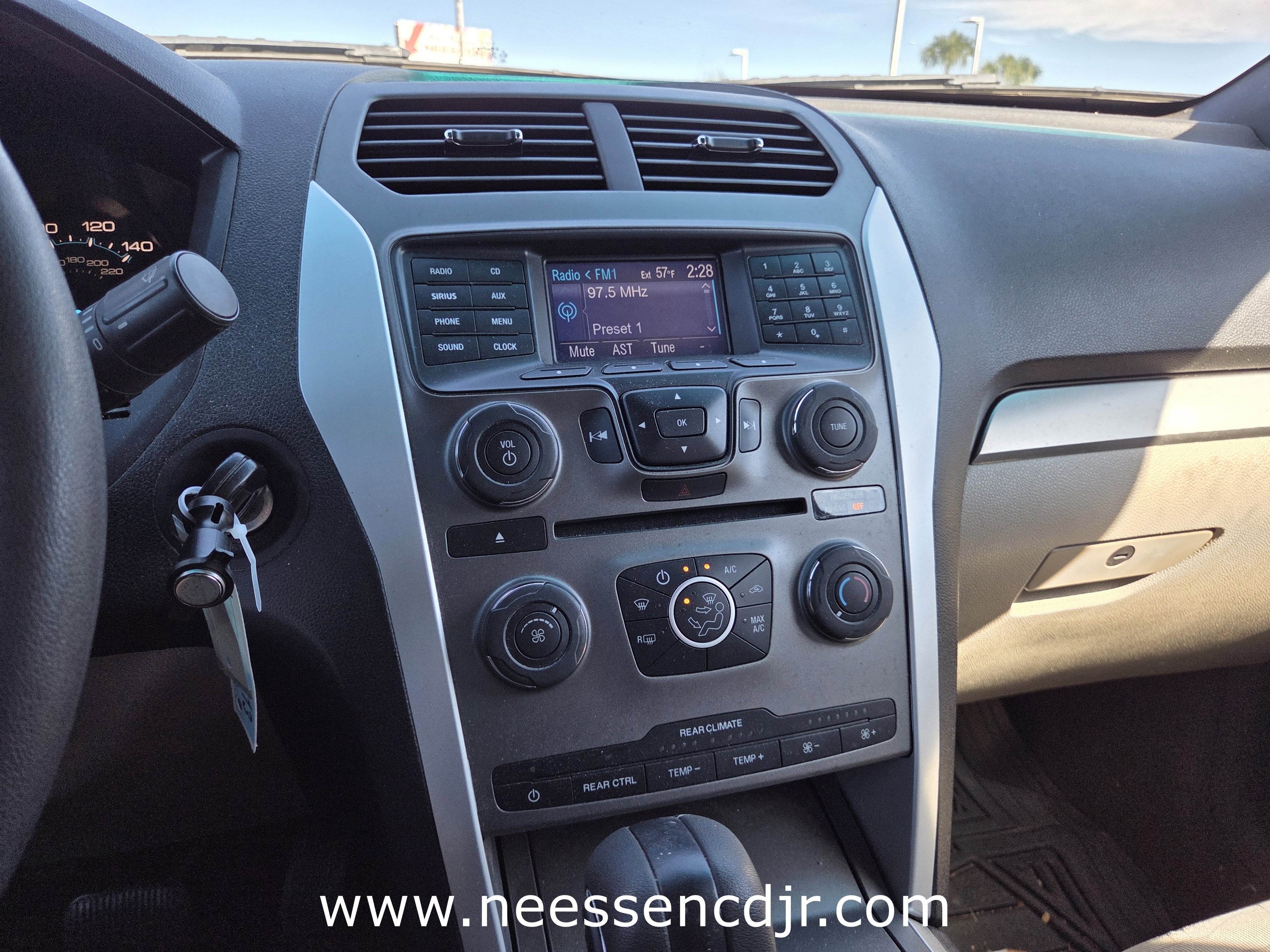 2013 Ford Explorer Base