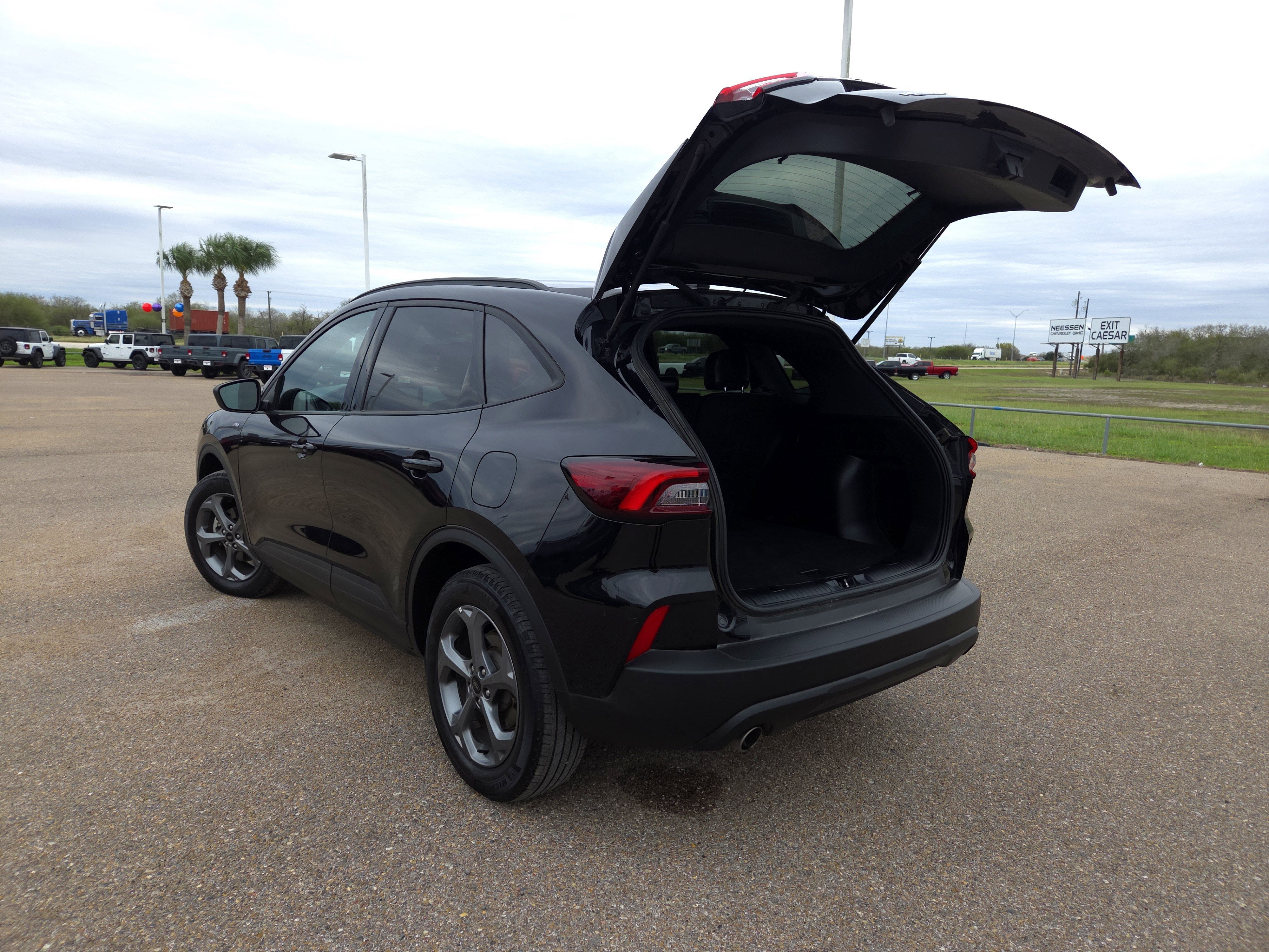 2025 Ford Escape ST-Line