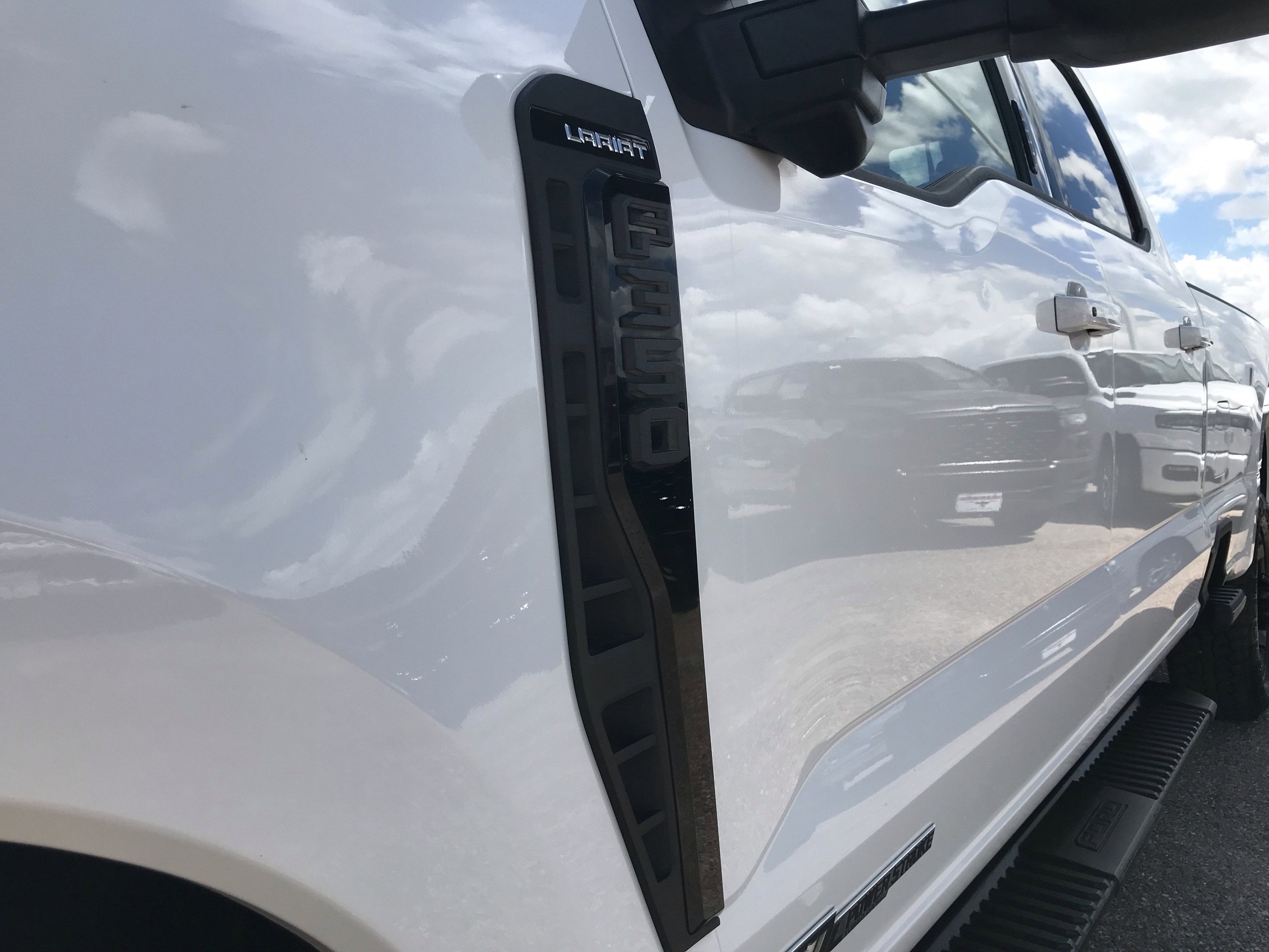 2024 Ford Super Duty F-350 SRW LARIAT