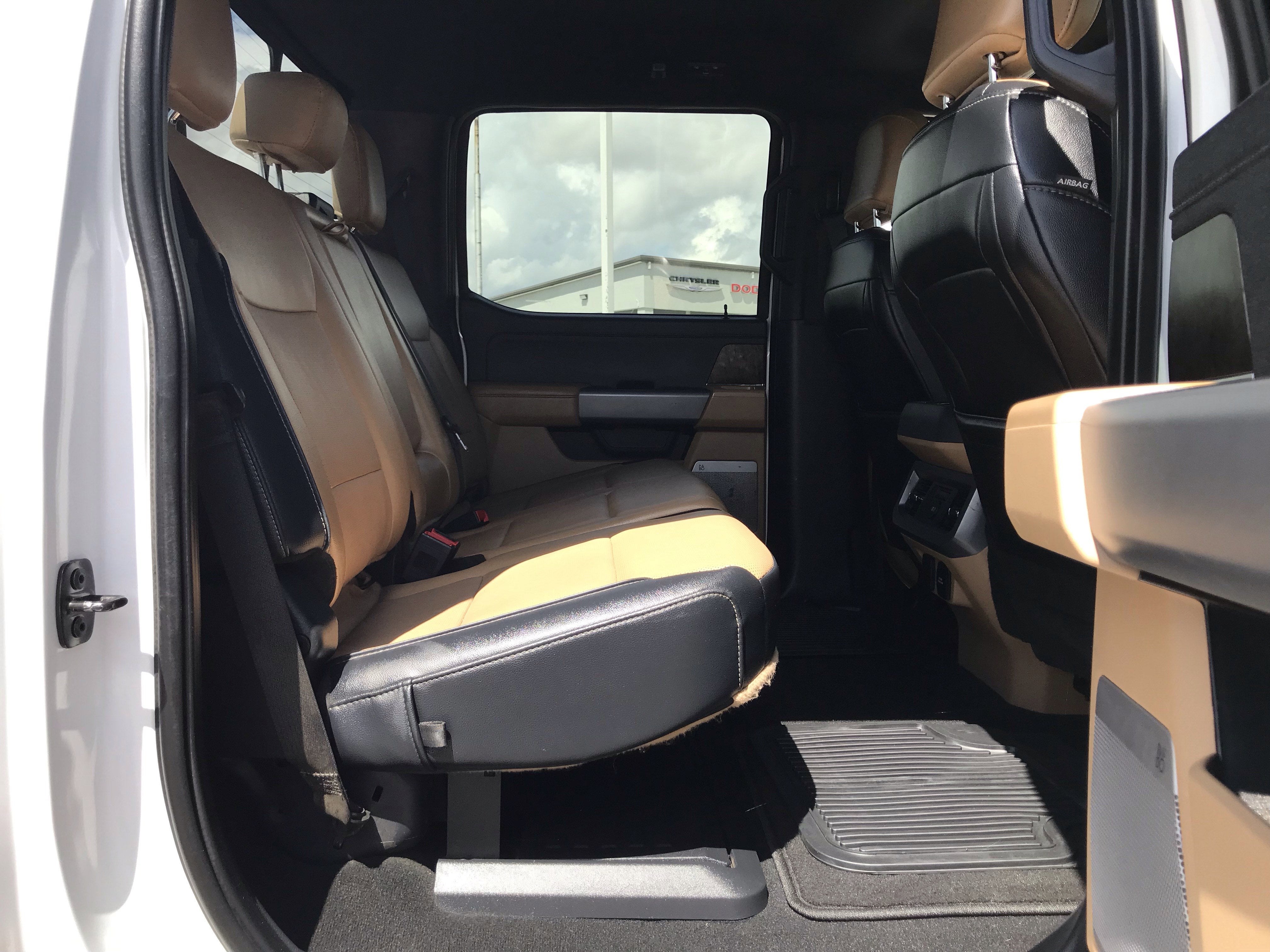 2024 Ford Super Duty F-350 SRW LARIAT