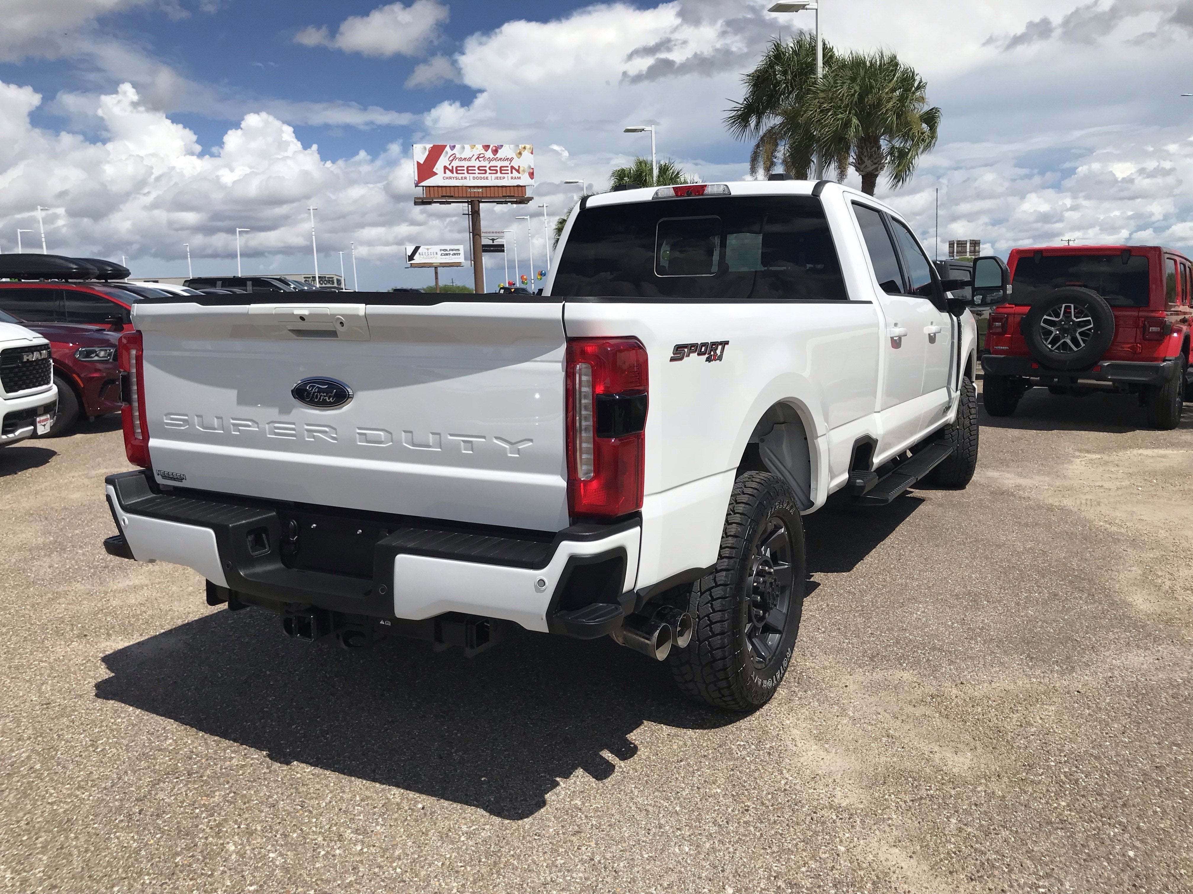 2024 Ford Super Duty F-350 SRW LARIAT