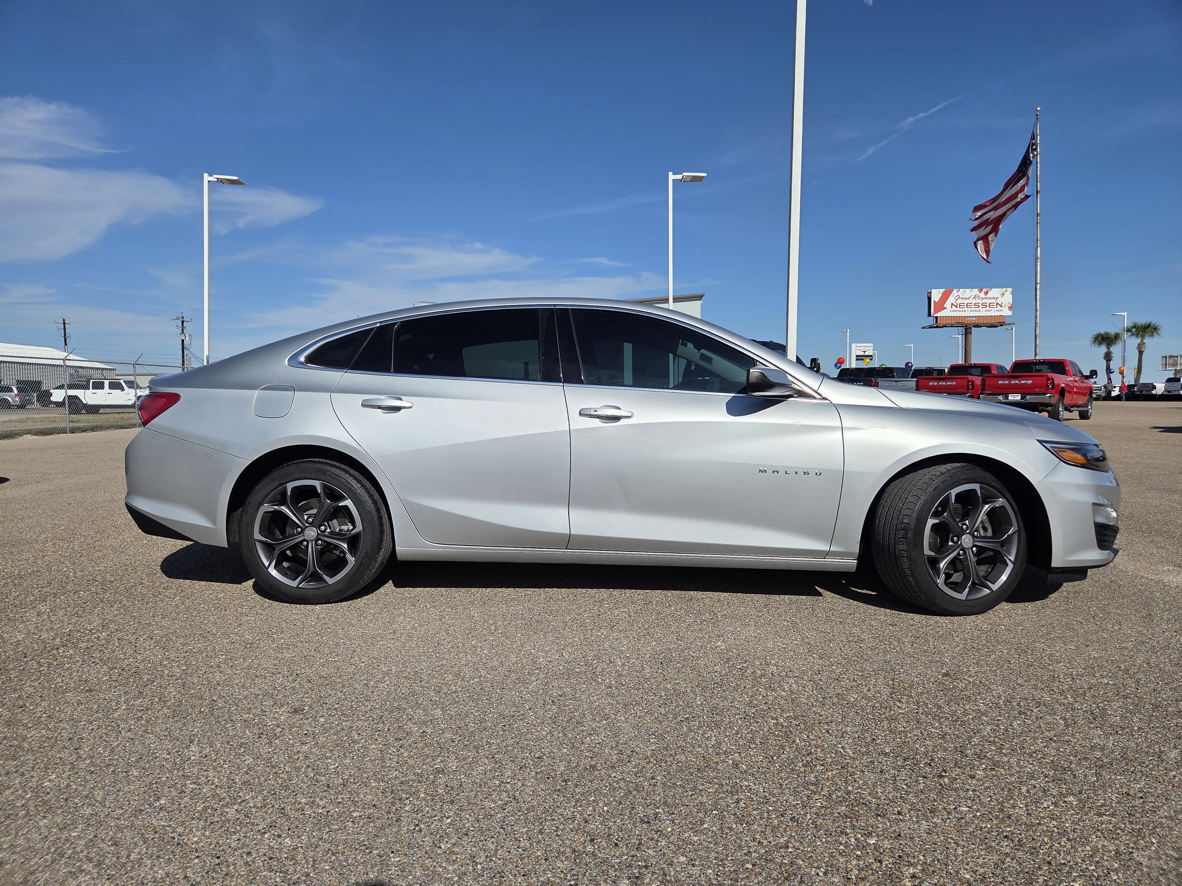 2022 Chevrolet Malibu LT