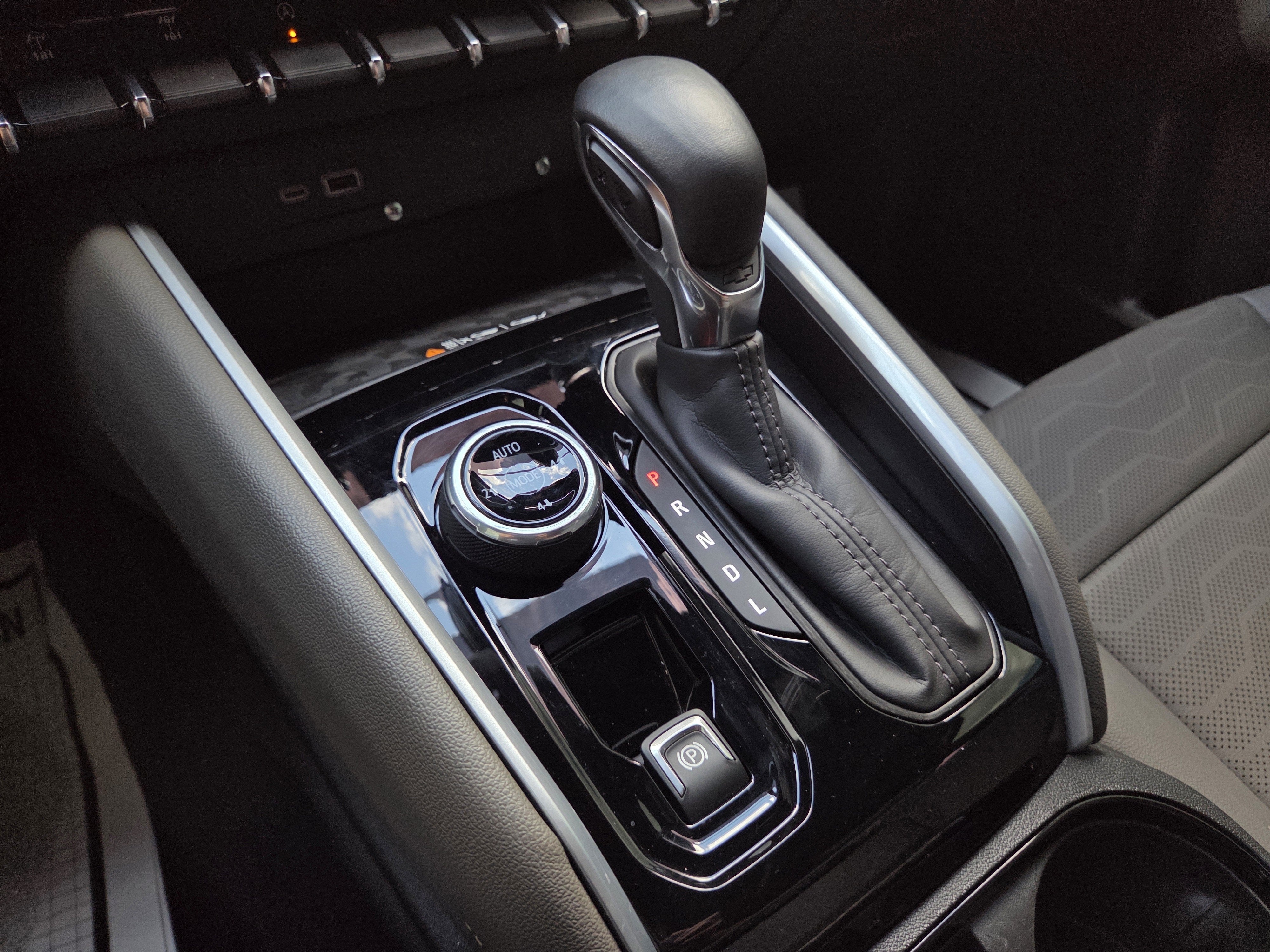 2024 Chevrolet Colorado 4WD ZR2