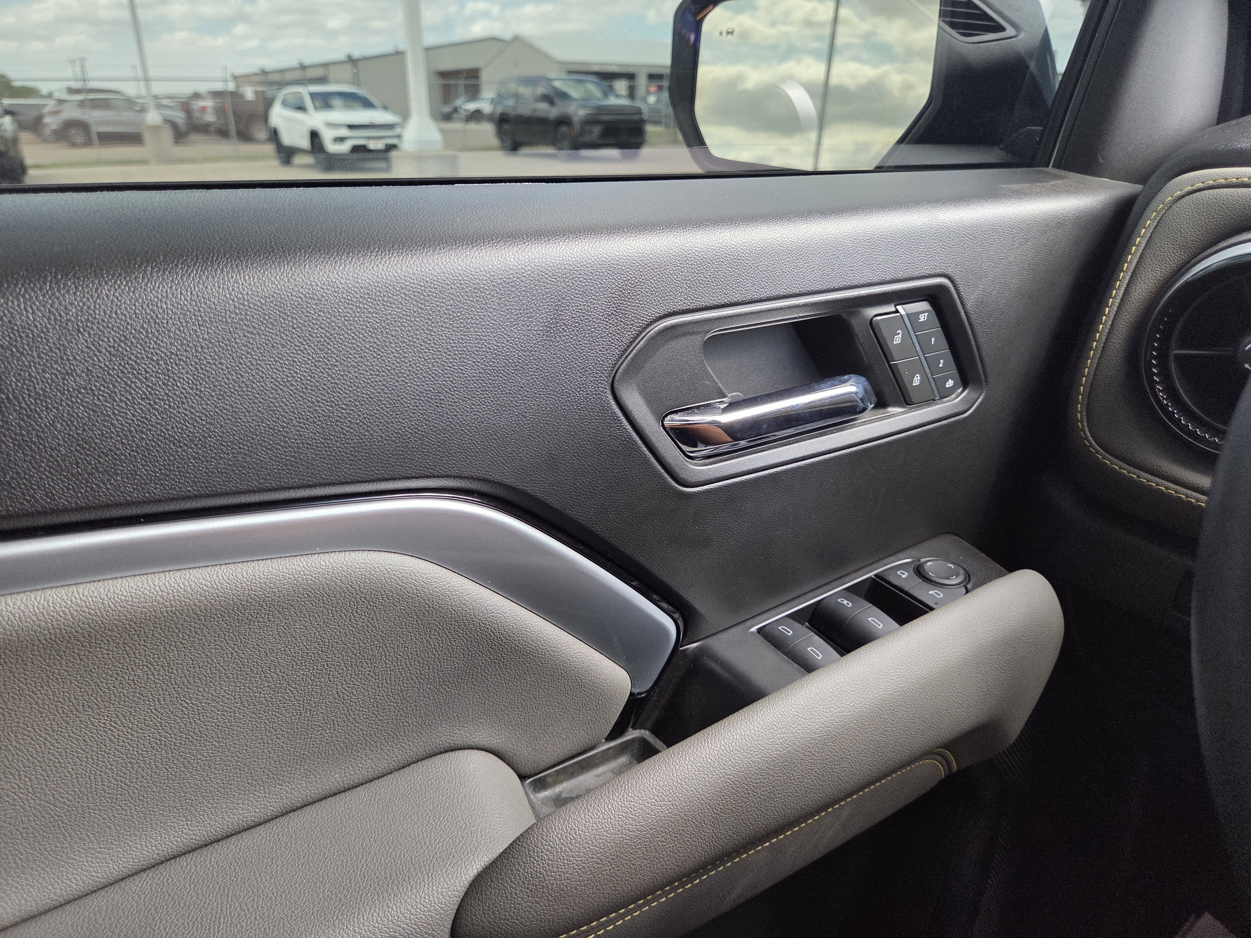 2024 Chevrolet Colorado 4WD ZR2