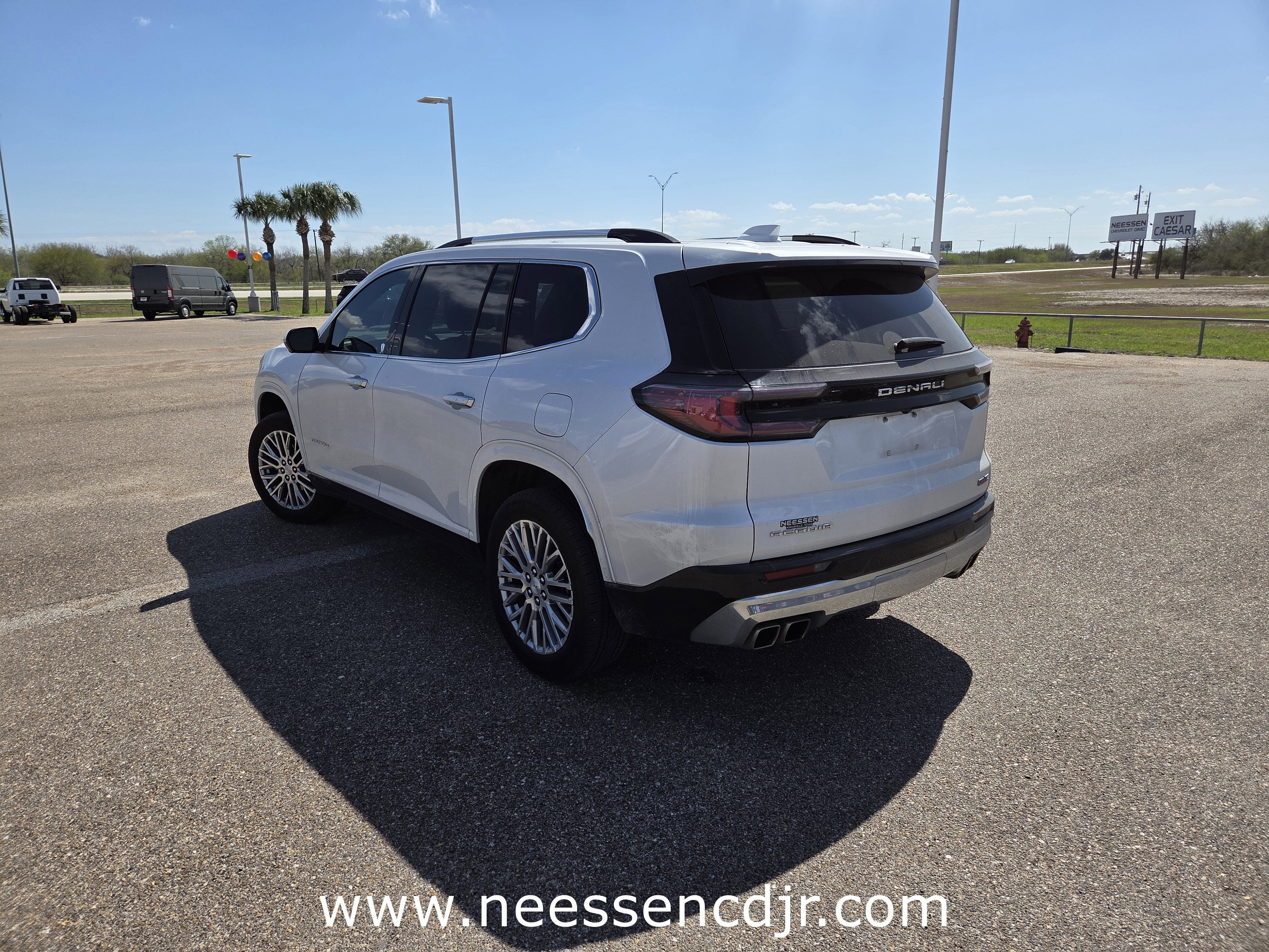 2024 GMC Acadia FWD Denali