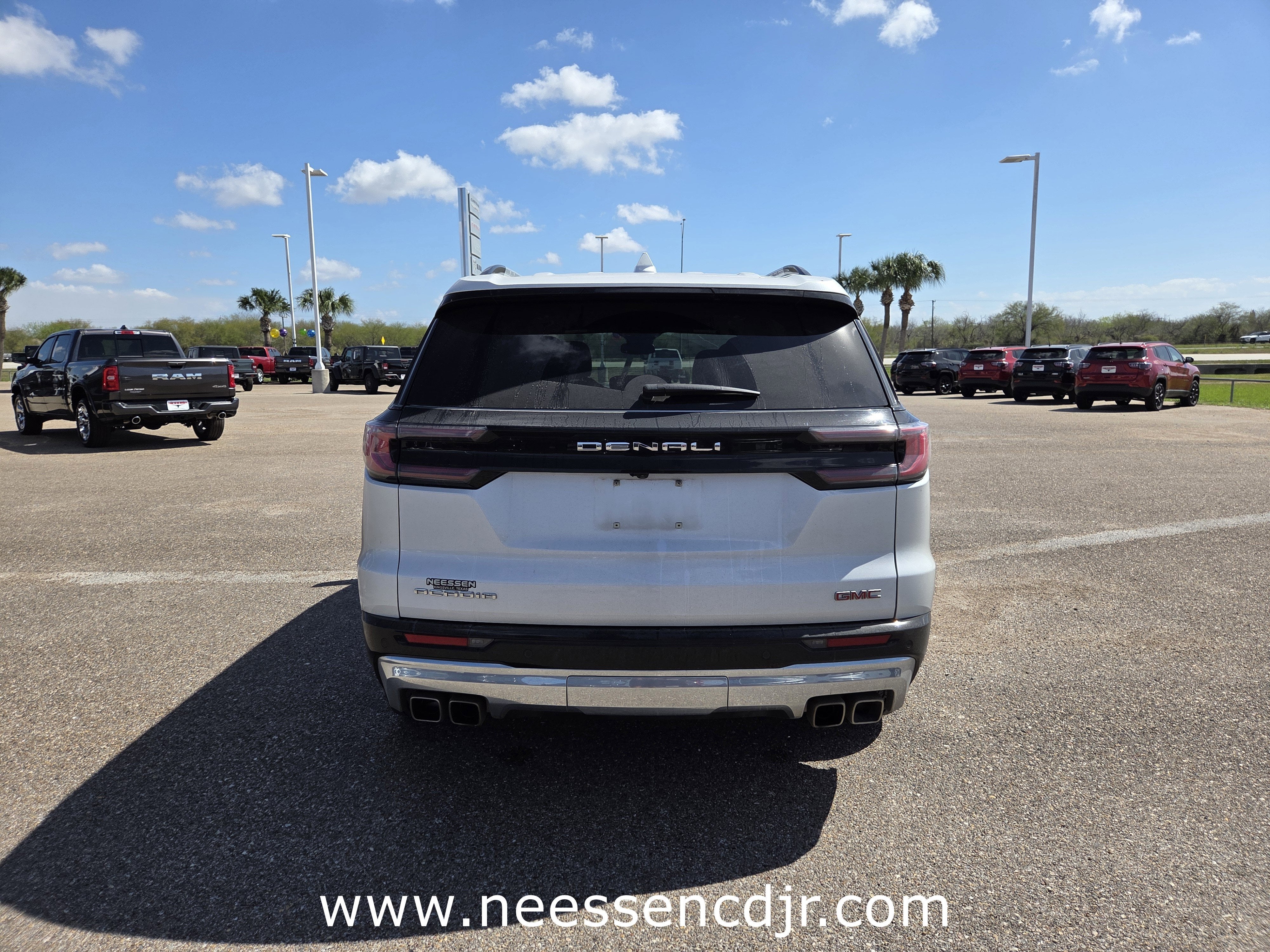 2024 GMC Acadia FWD Denali