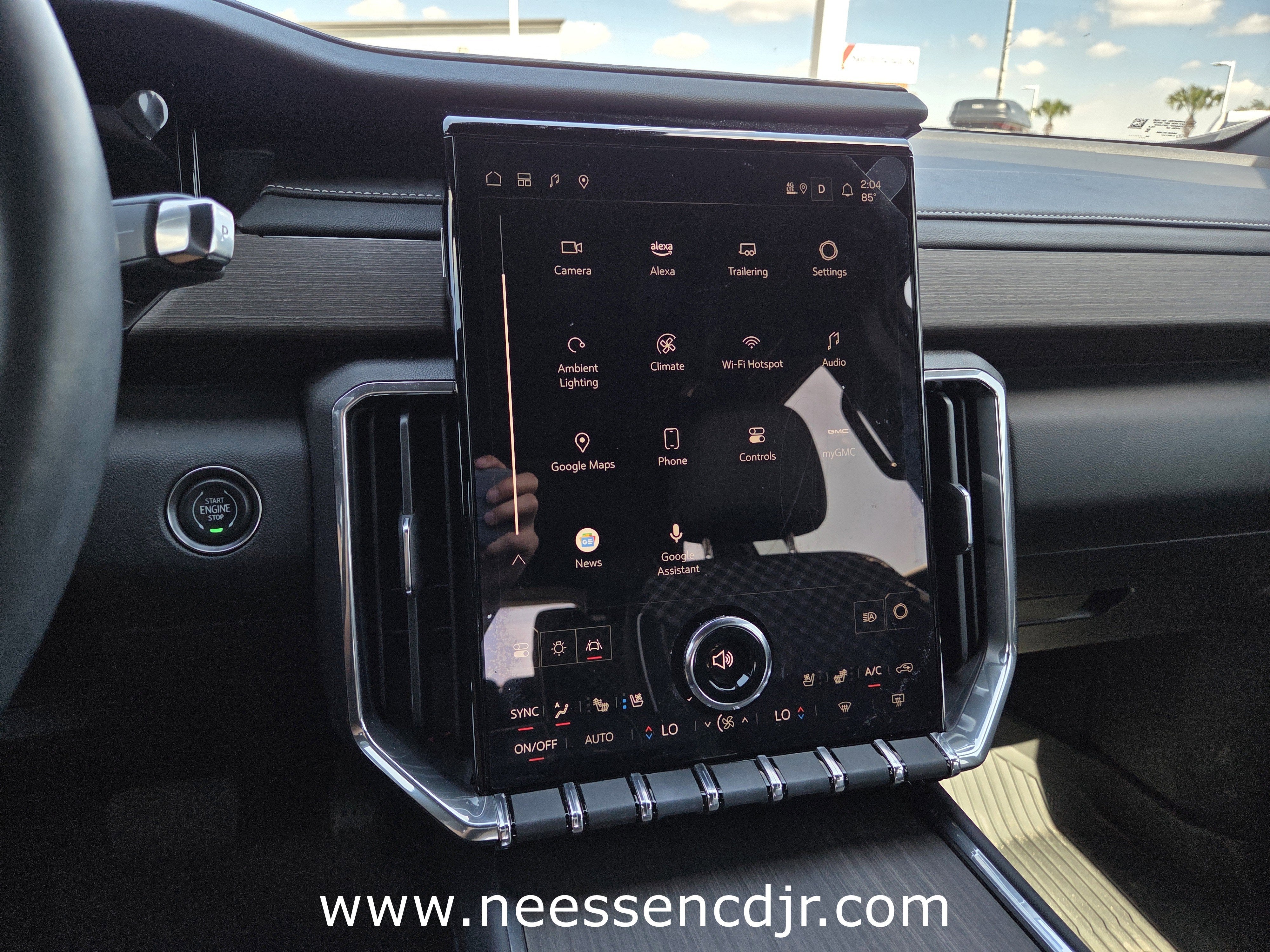 2024 GMC Acadia FWD Denali