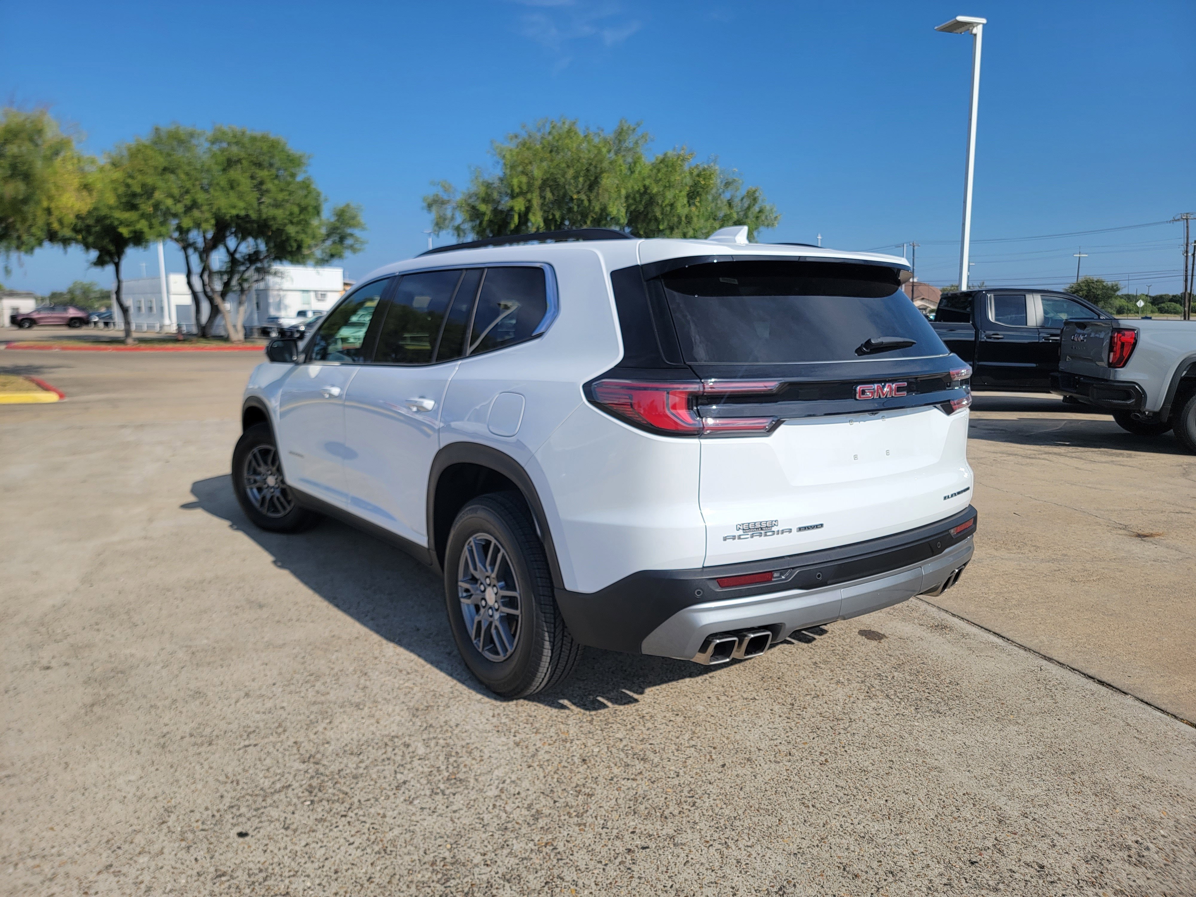 2025 GMC Acadia AWD Elevation