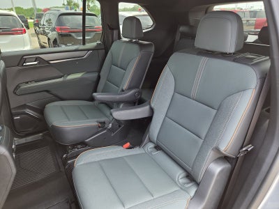 2025 GMC Acadia AT4