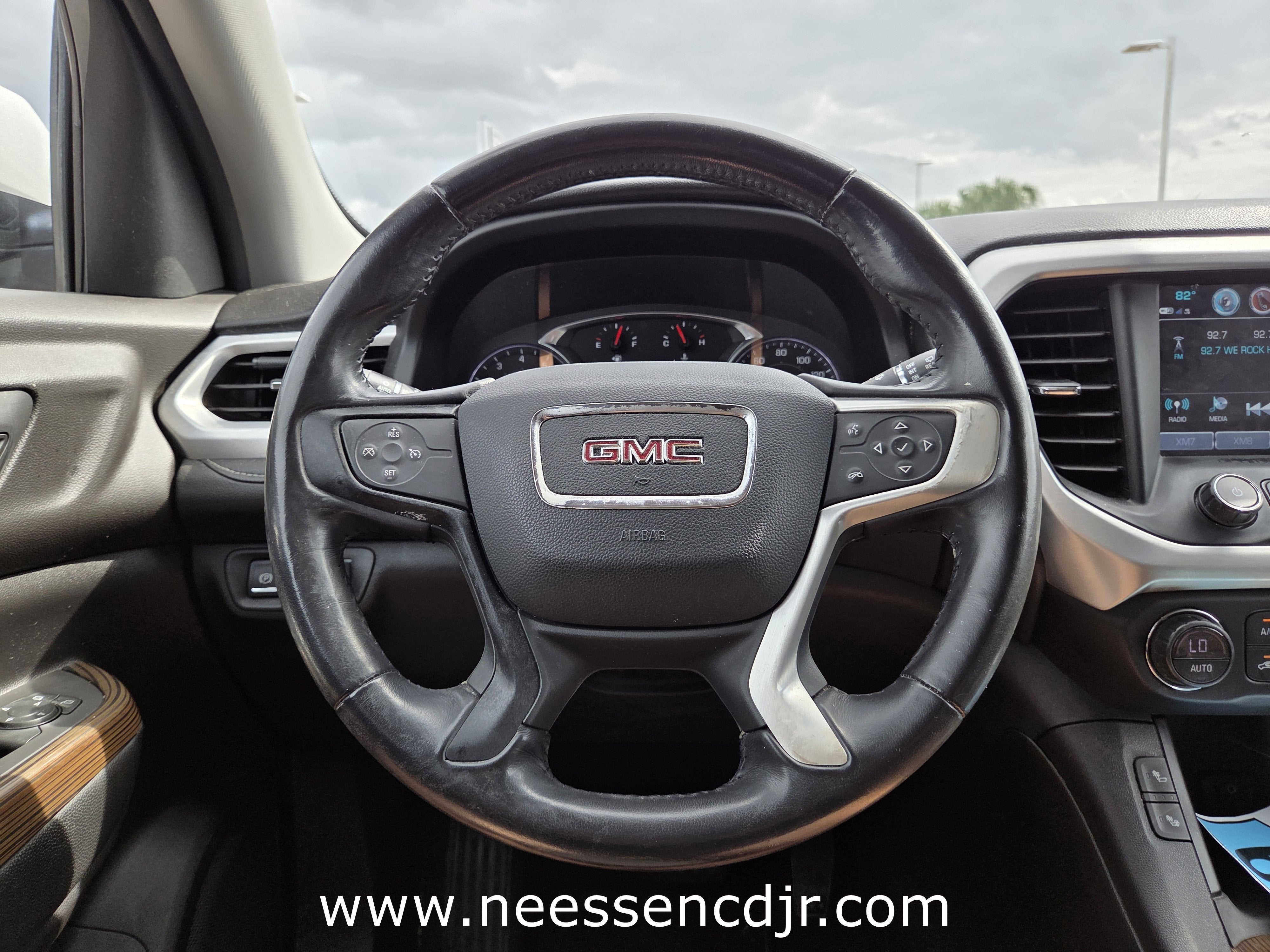 2019 GMC Acadia SLE