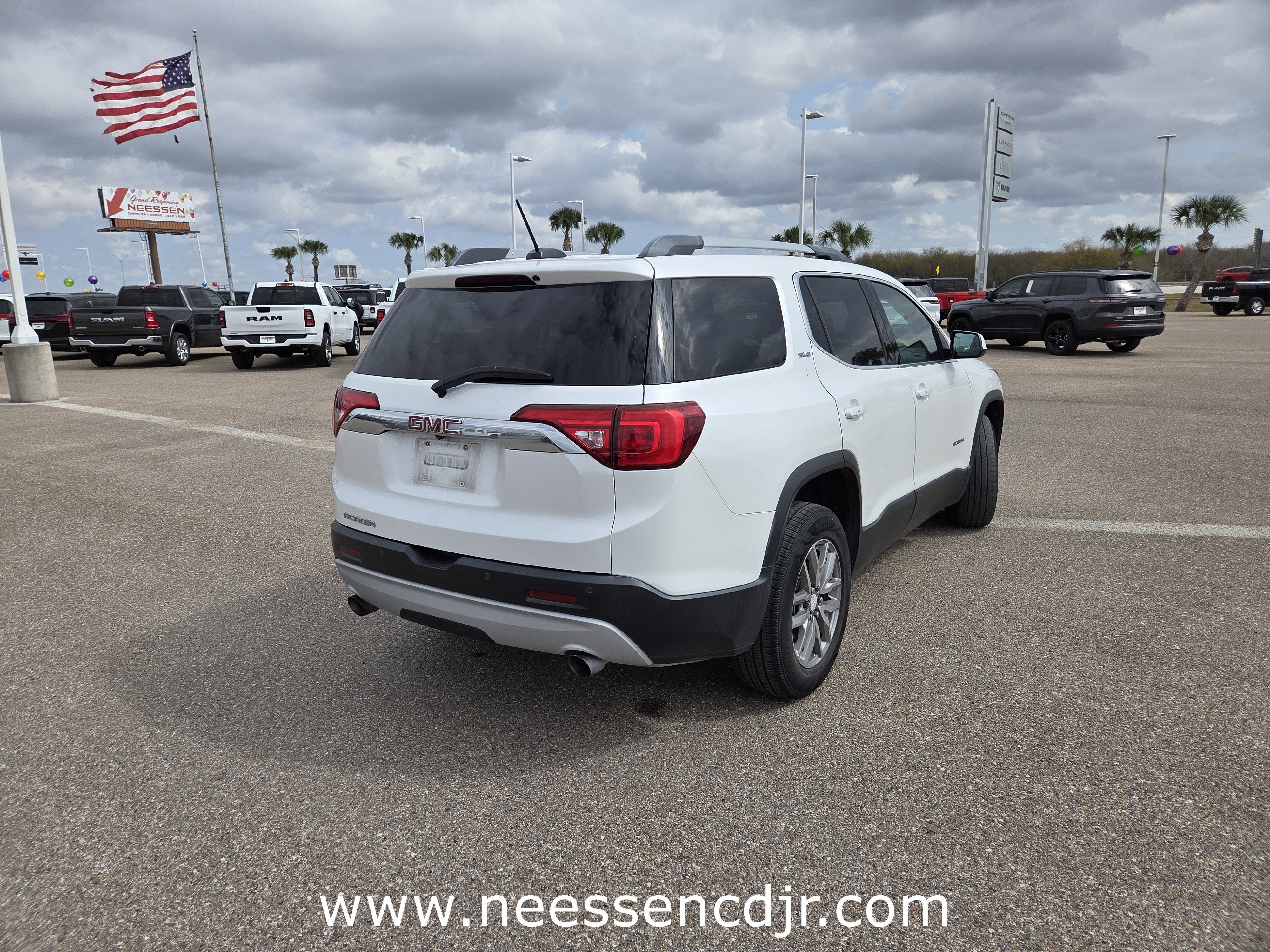 2019 GMC Acadia SLE