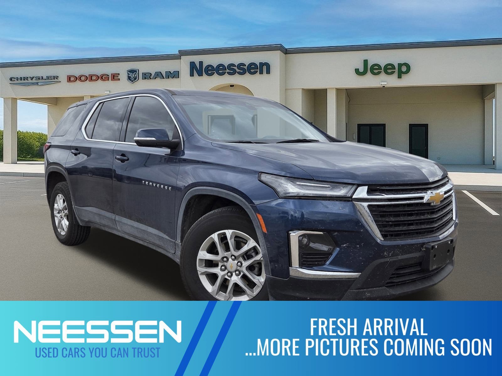 2023 Chevrolet Traverse LS