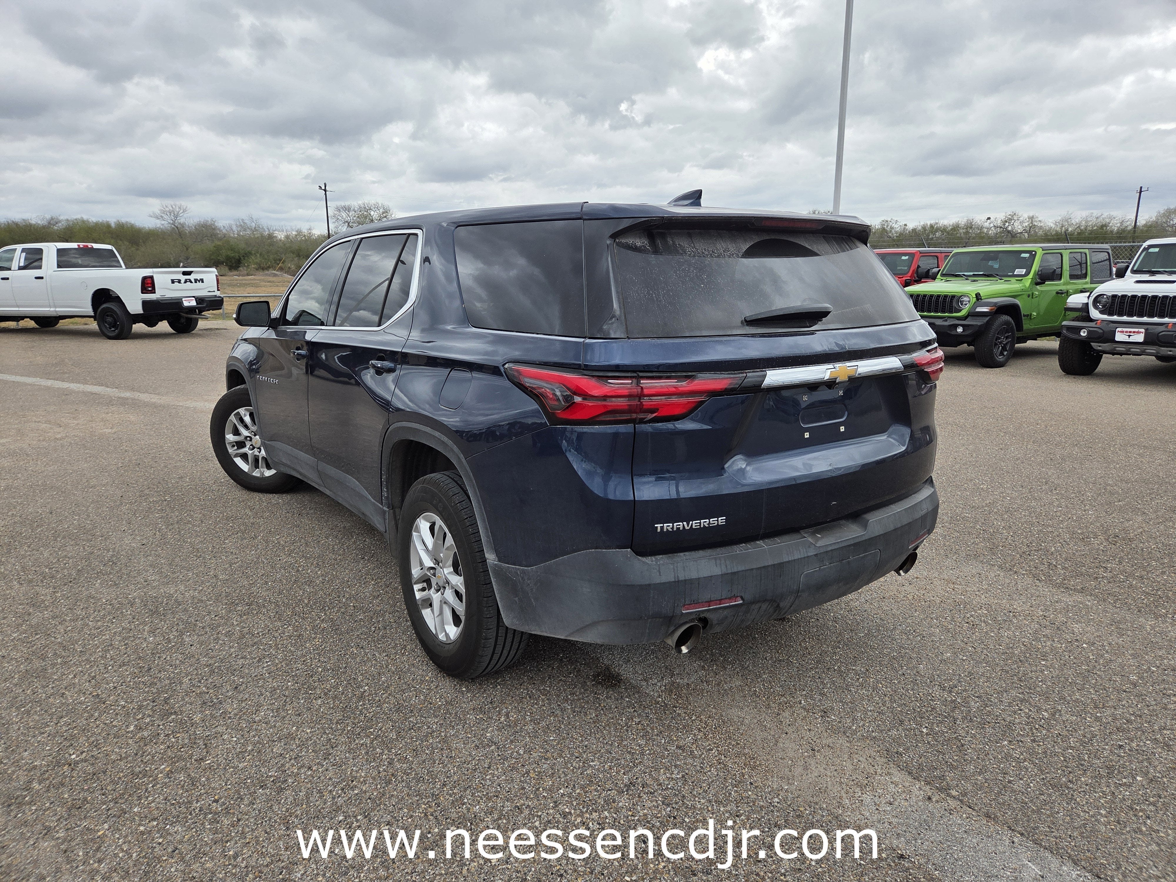 2023 Chevrolet Traverse LS