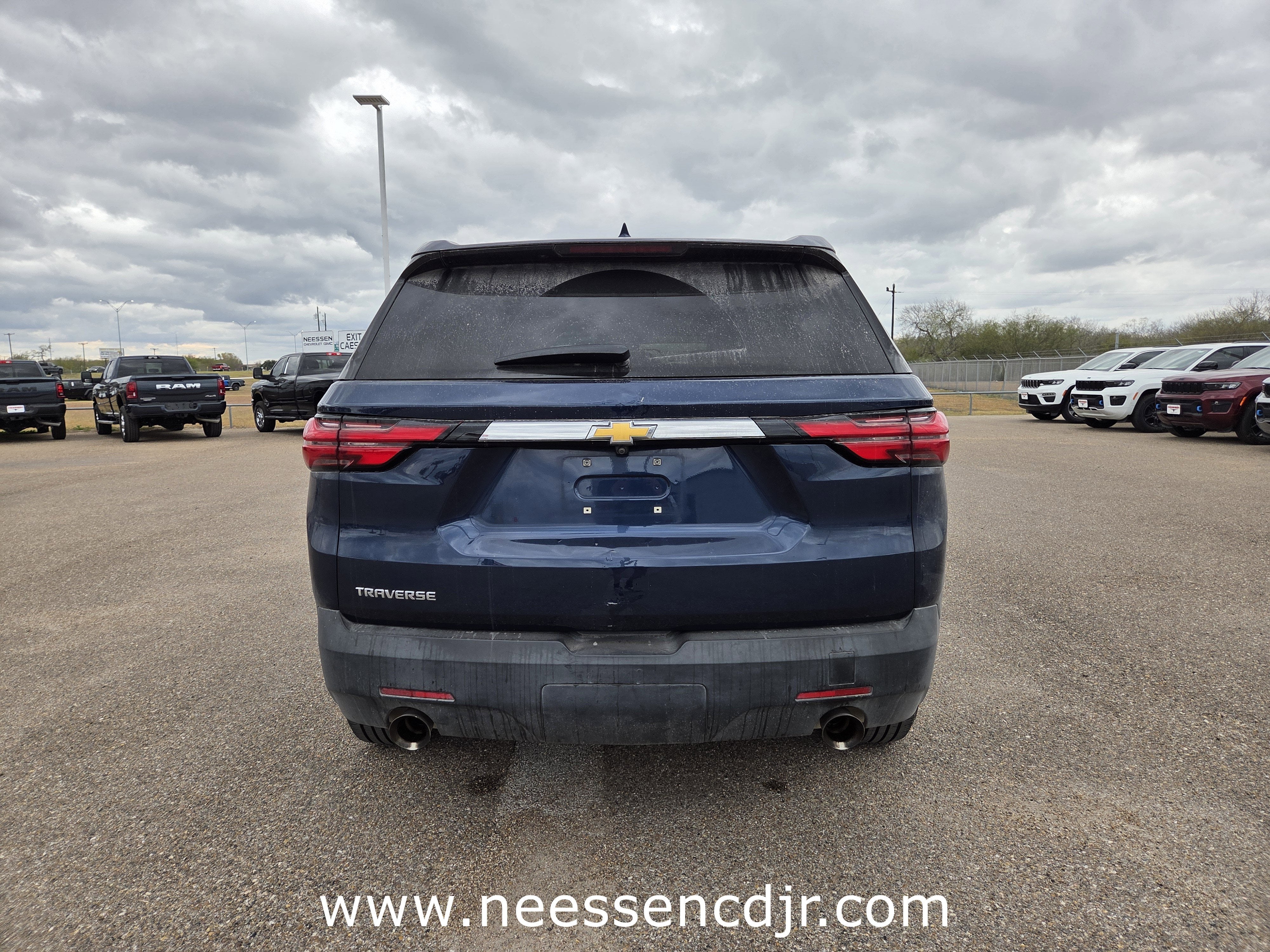 2023 Chevrolet Traverse LS