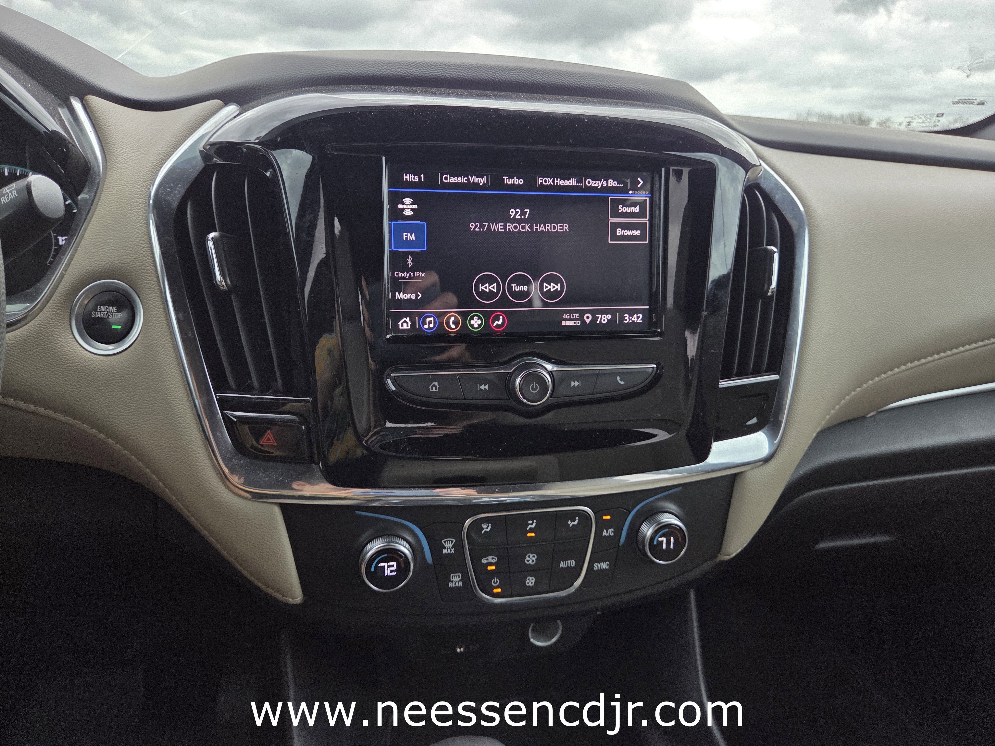 2023 Chevrolet Traverse LS