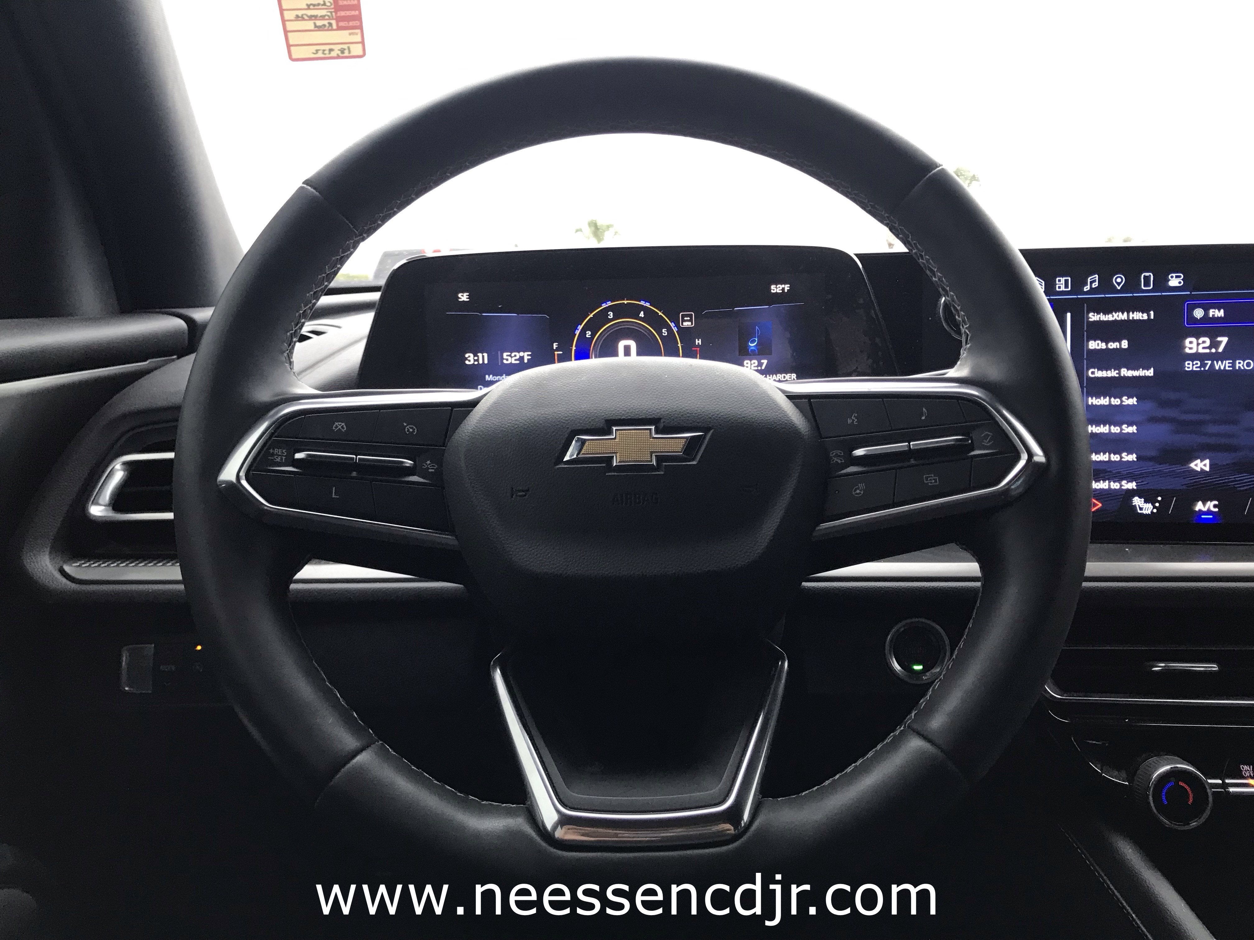 2024 Chevrolet Traverse FWD LT