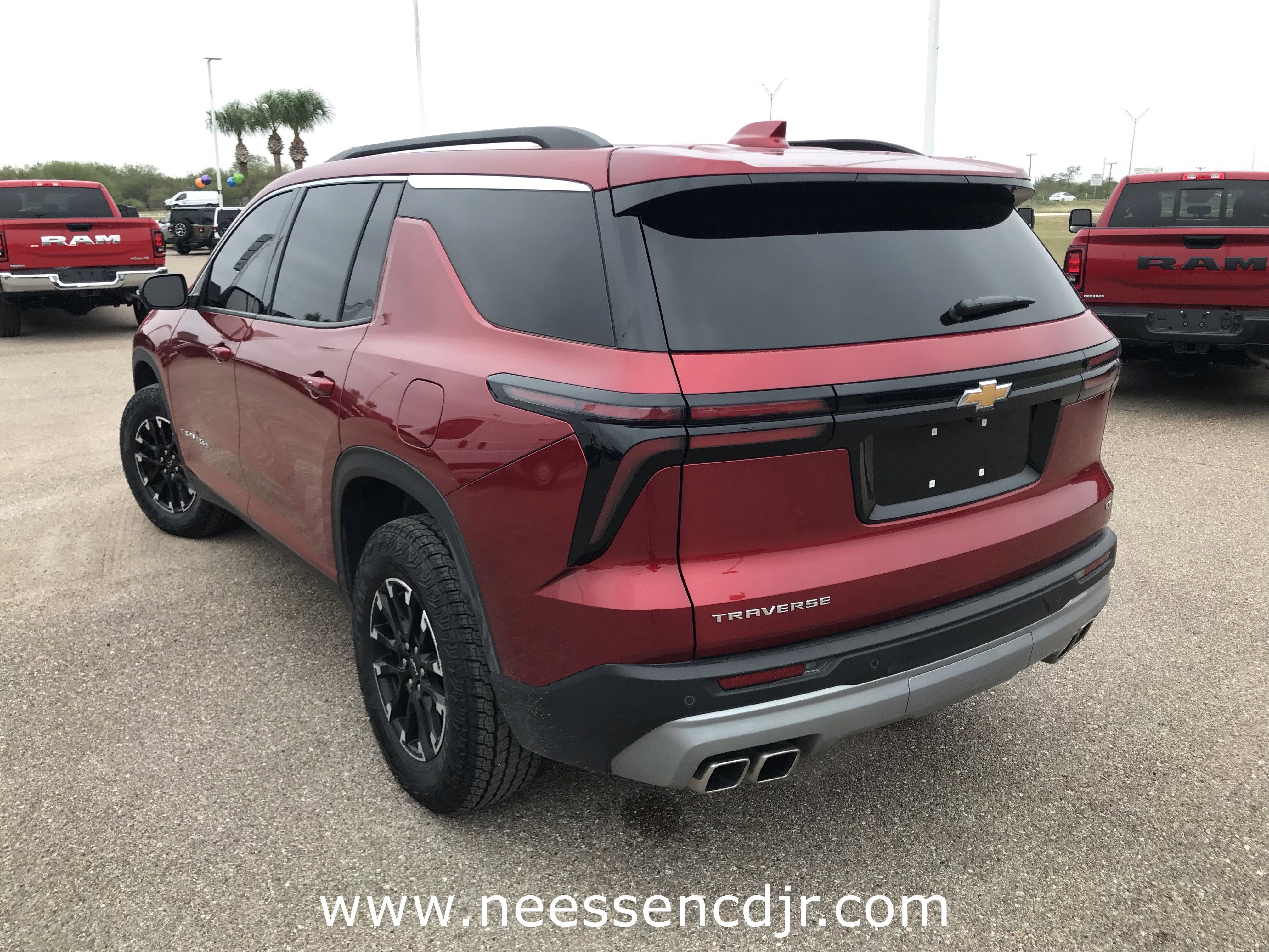 2024 Chevrolet Traverse FWD LT