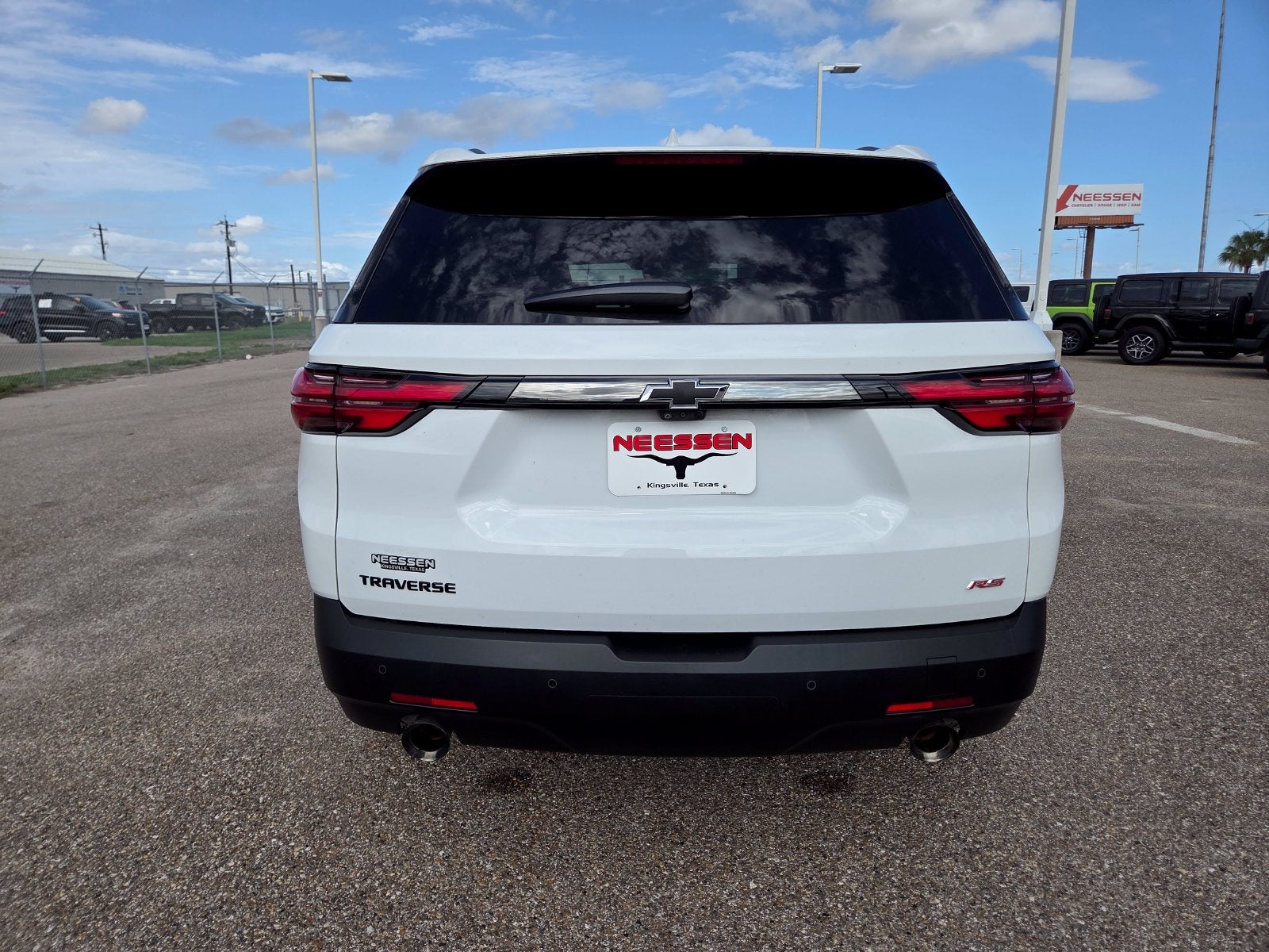 2023 Chevrolet Traverse RS